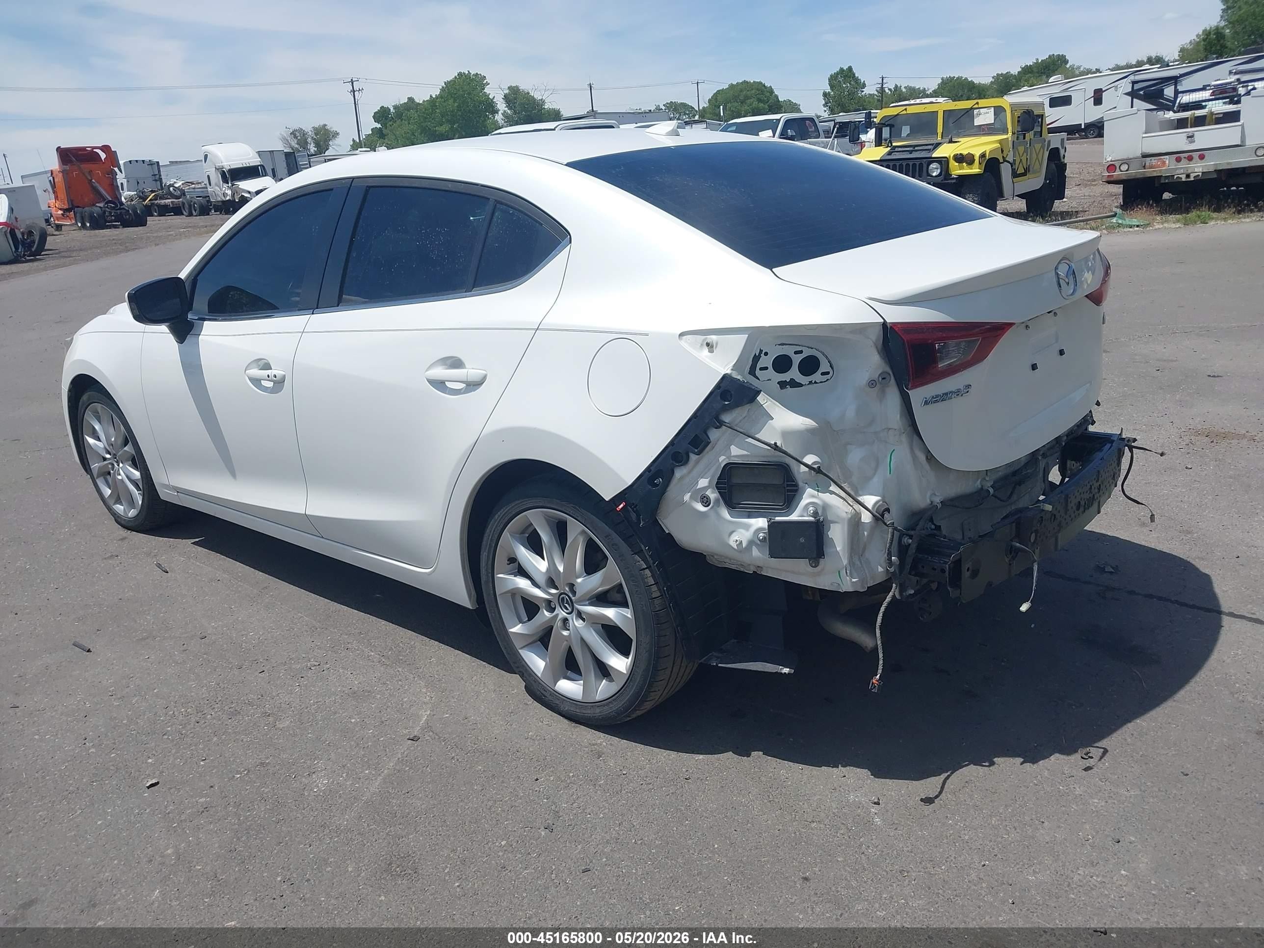 2015 Mazda Mazda3 S Grand Touring White vin: JM1BM1W33F1249237