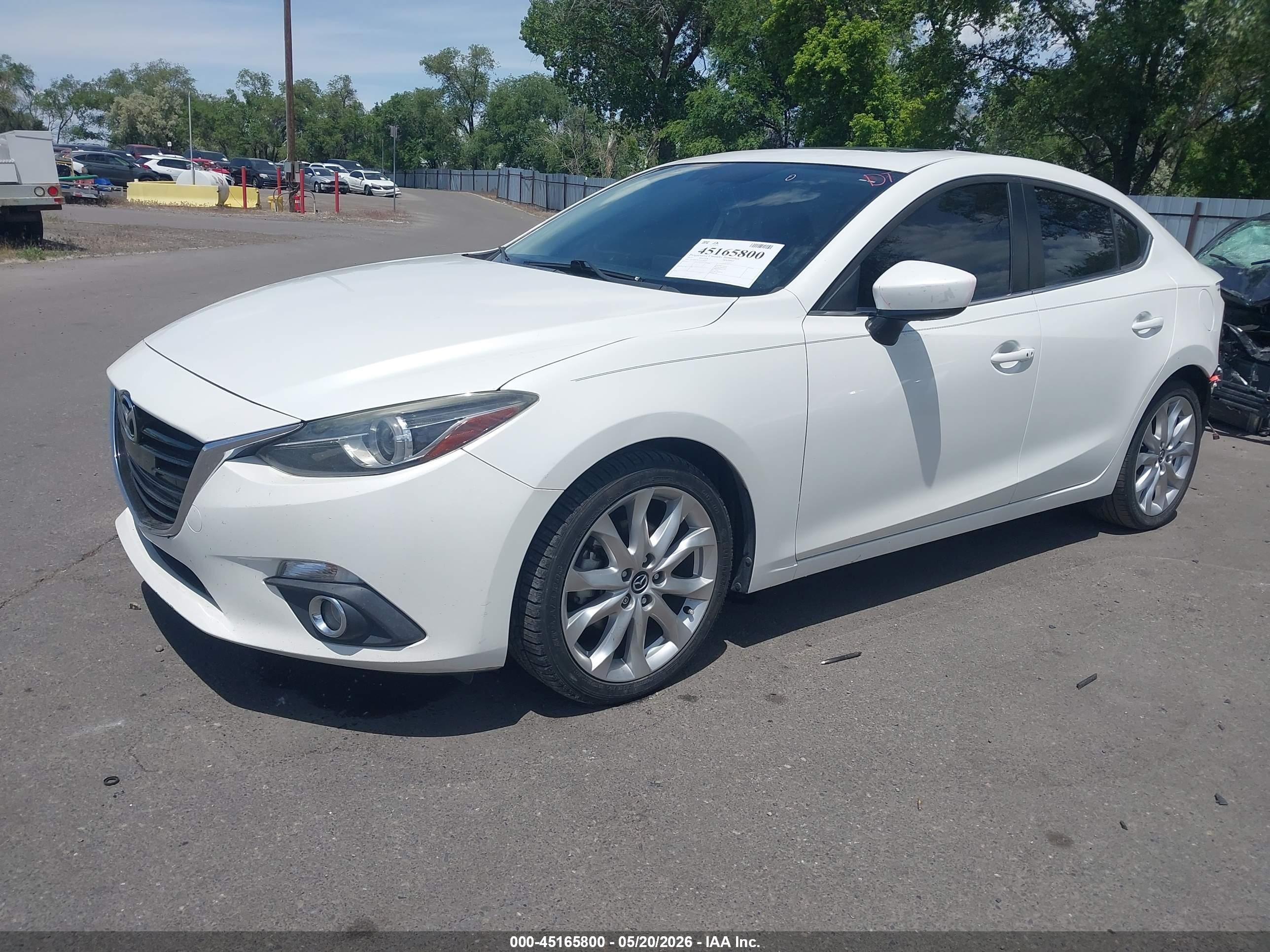 2015 Mazda Mazda3 S Grand Touring White vin: JM1BM1W33F1249237