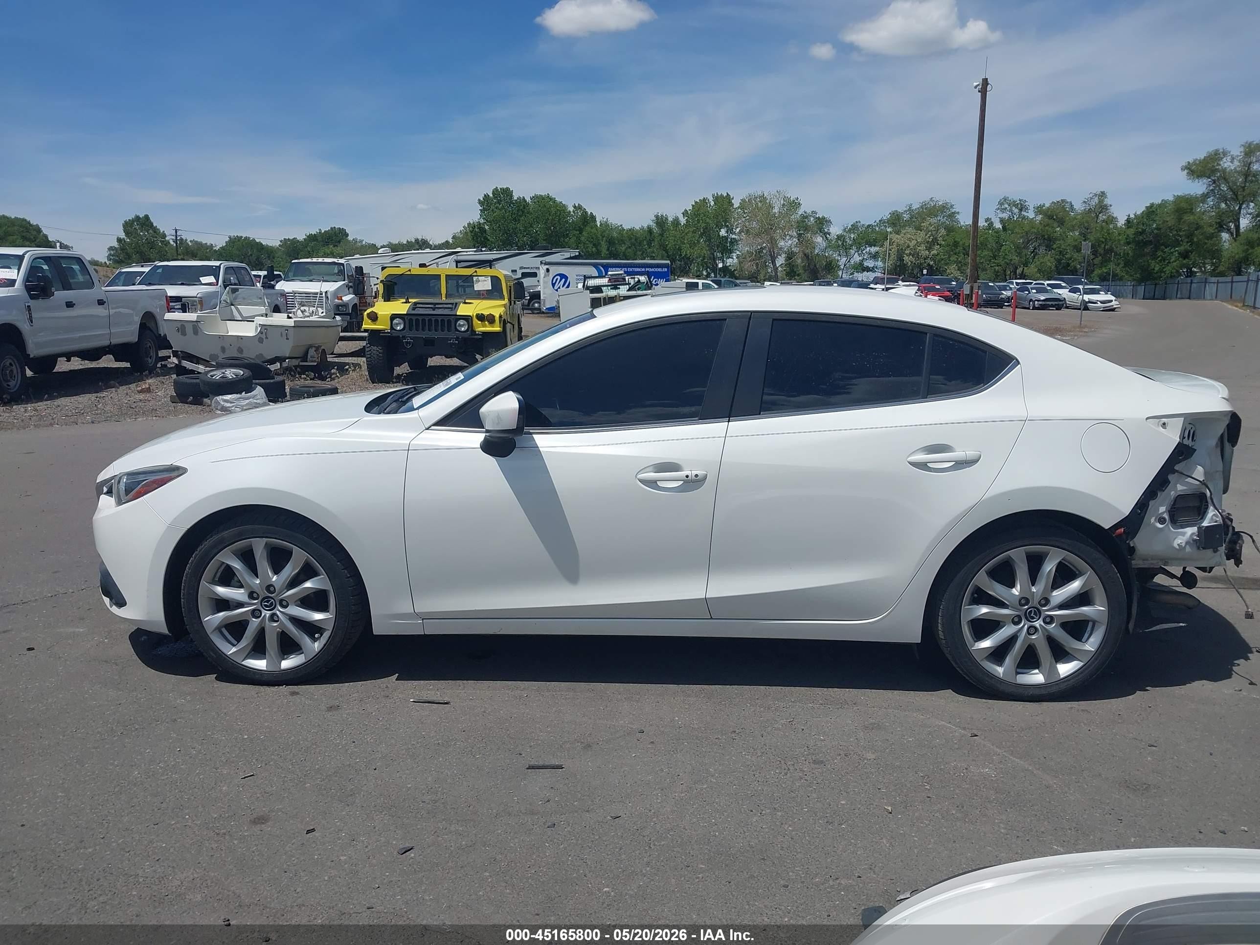 2015 Mazda Mazda3 S Grand Touring White vin: JM1BM1W33F1249237