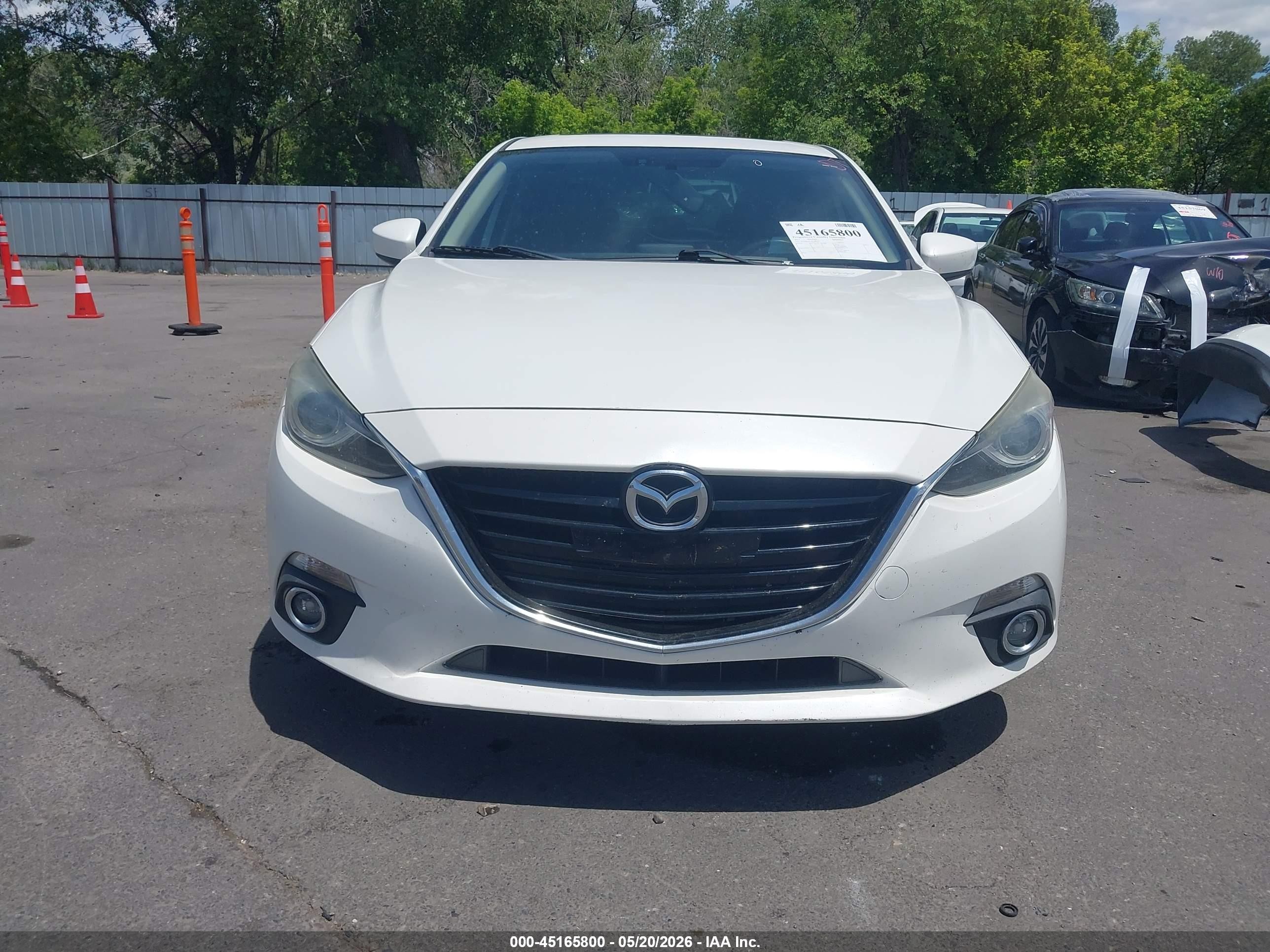 2015 Mazda Mazda3 S Grand Touring White vin: JM1BM1W33F1249237