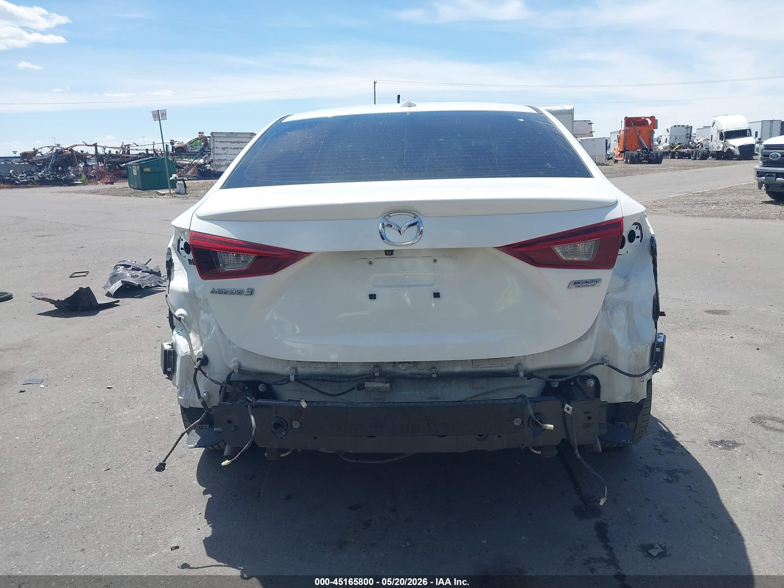 2015 Mazda Mazda3 S Grand Touring White vin: JM1BM1W33F1249237
