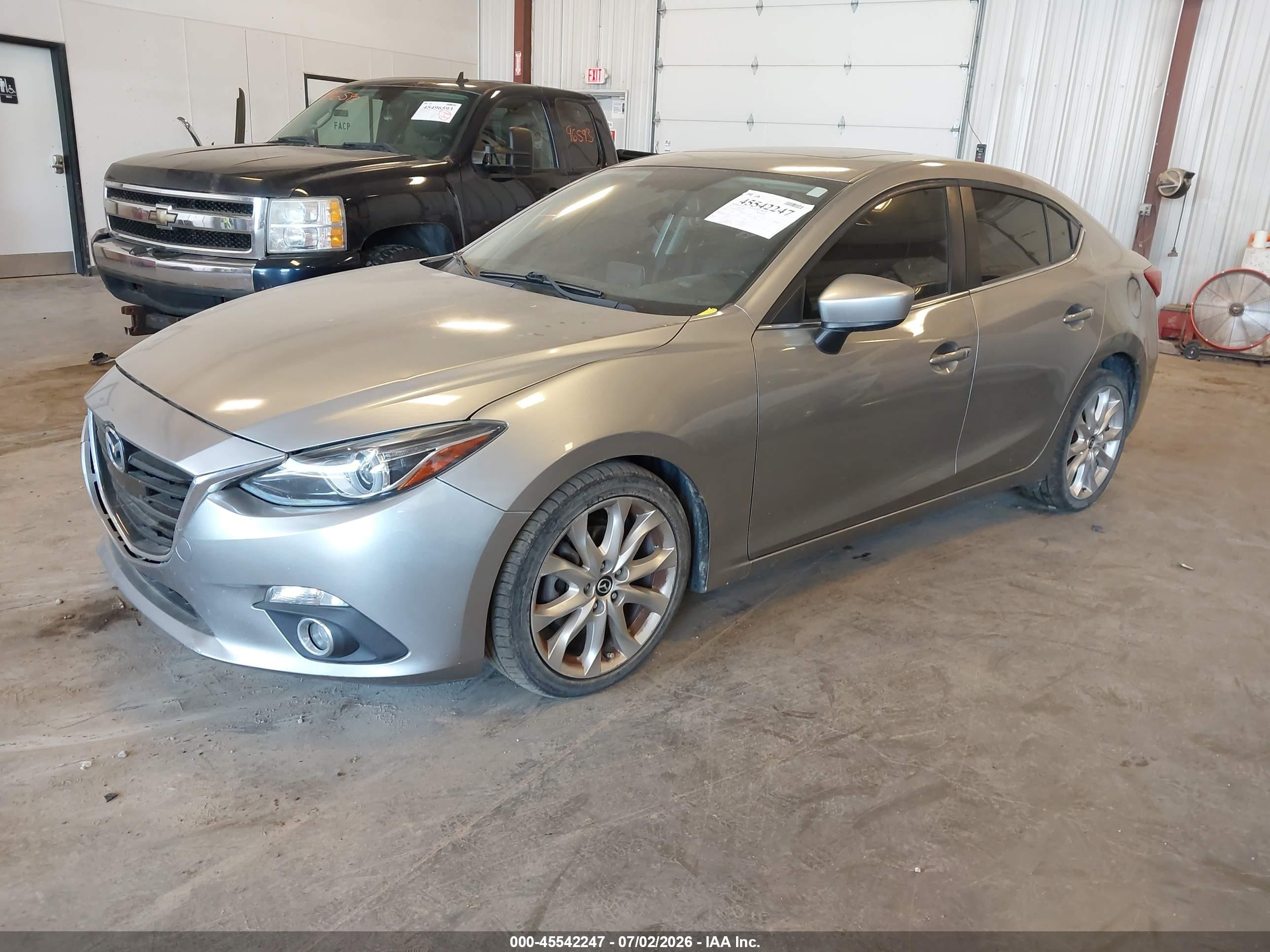 2015 Mazda Mazda3 S Grand Touring Silver vin: JM1BM1W34F1230714