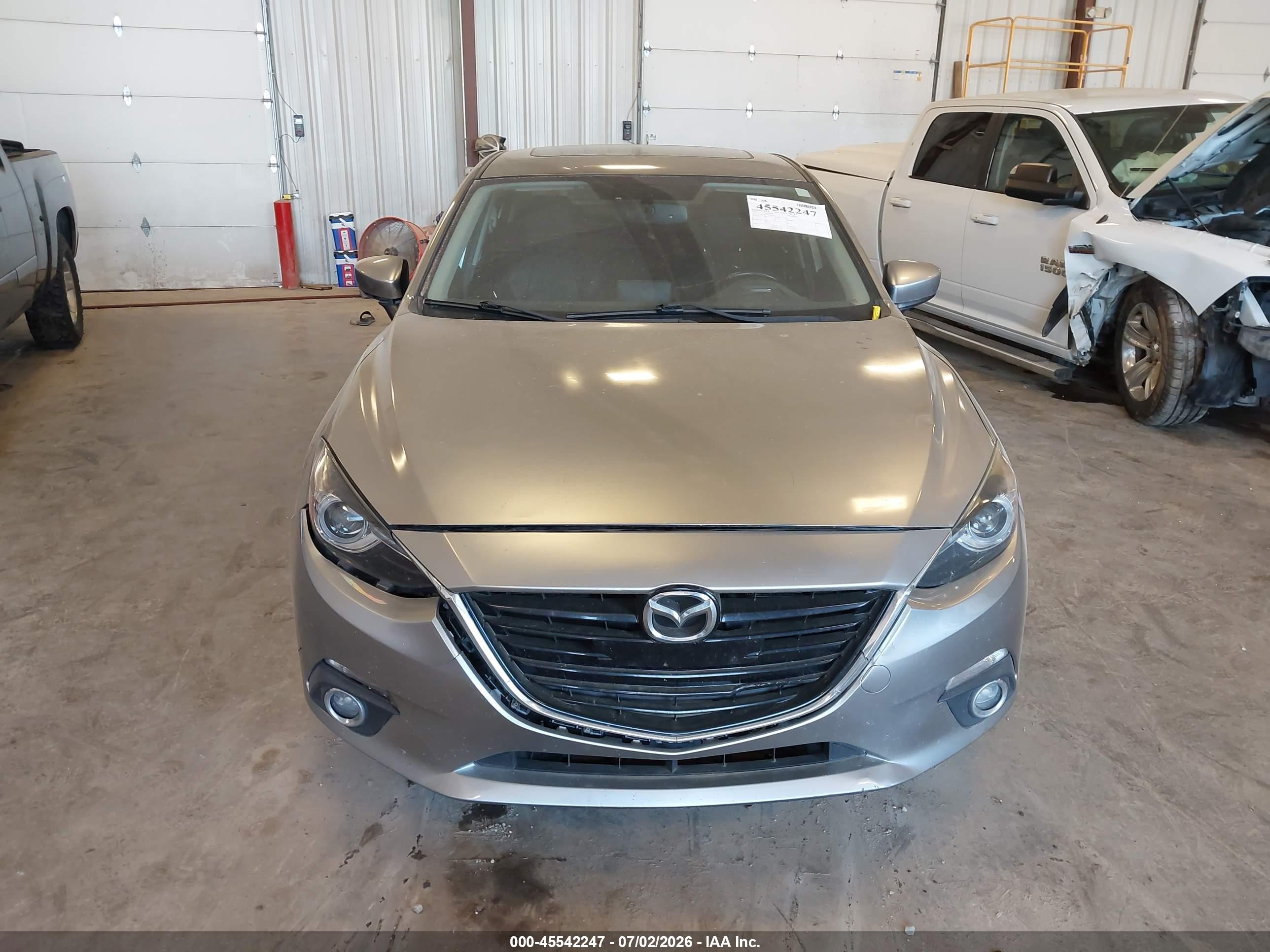 2015 Mazda Mazda3 S Grand Touring Silver vin: JM1BM1W34F1230714