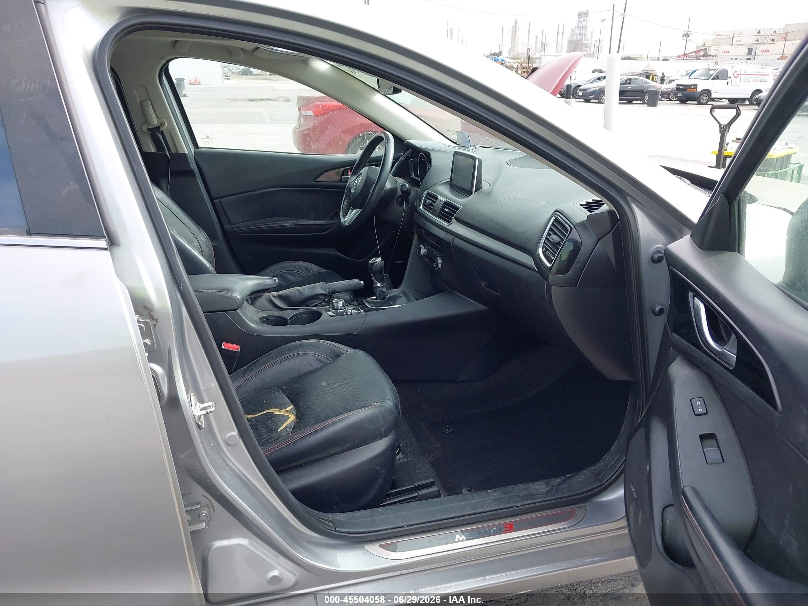 2015 Mazda Mazda3 S Grand Touring Silver vin: JM1BM1W34F1248470