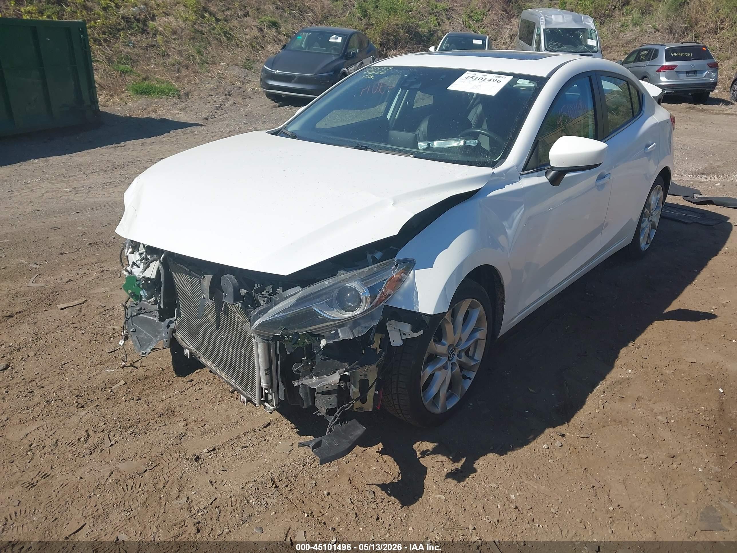 2015 Mazda Mazda3 S Grand Touring Белый vin: JM1BM1W35F1261602