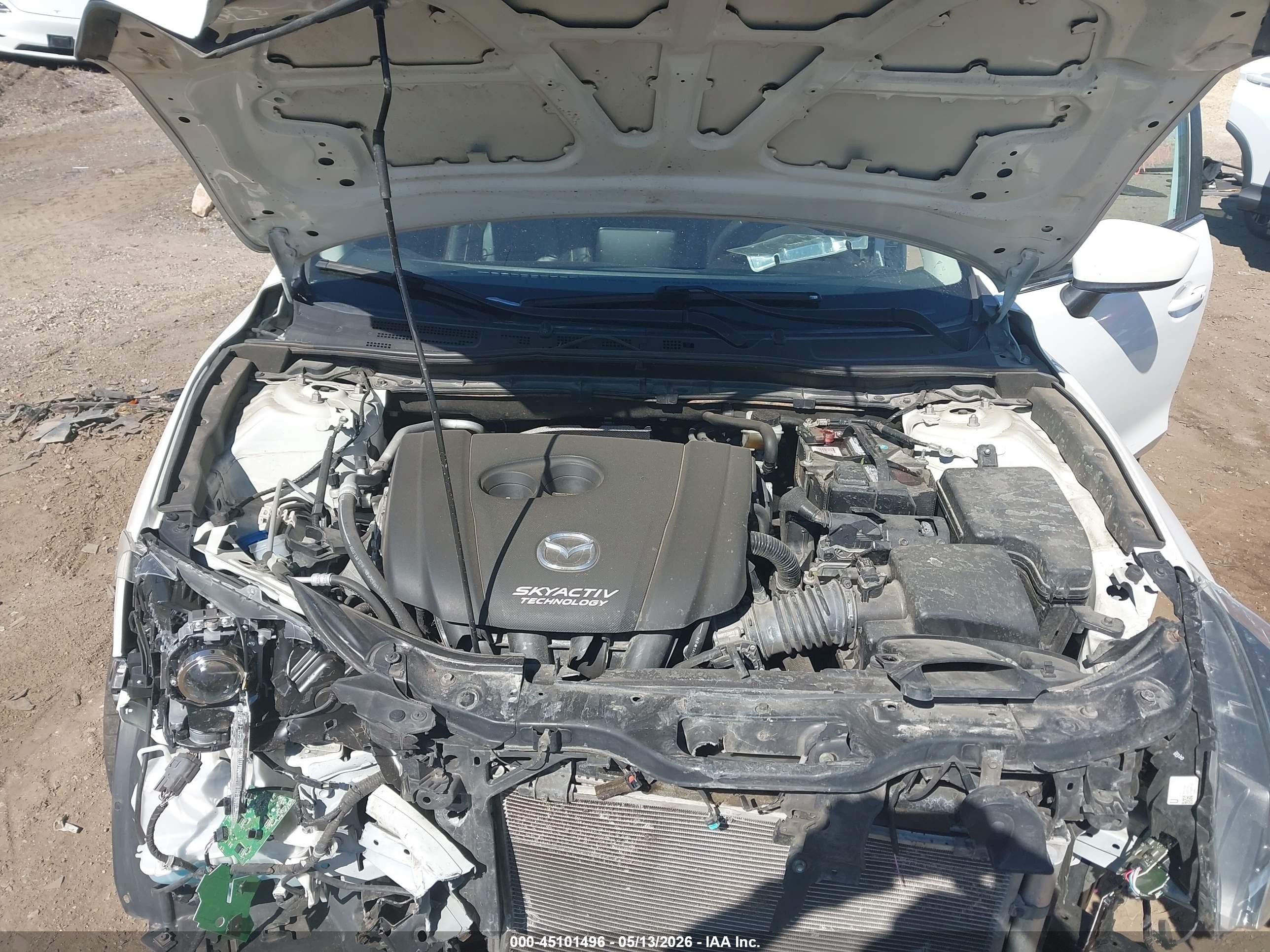 2015 Mazda Mazda3 S Grand Touring Белый vin: JM1BM1W35F1261602