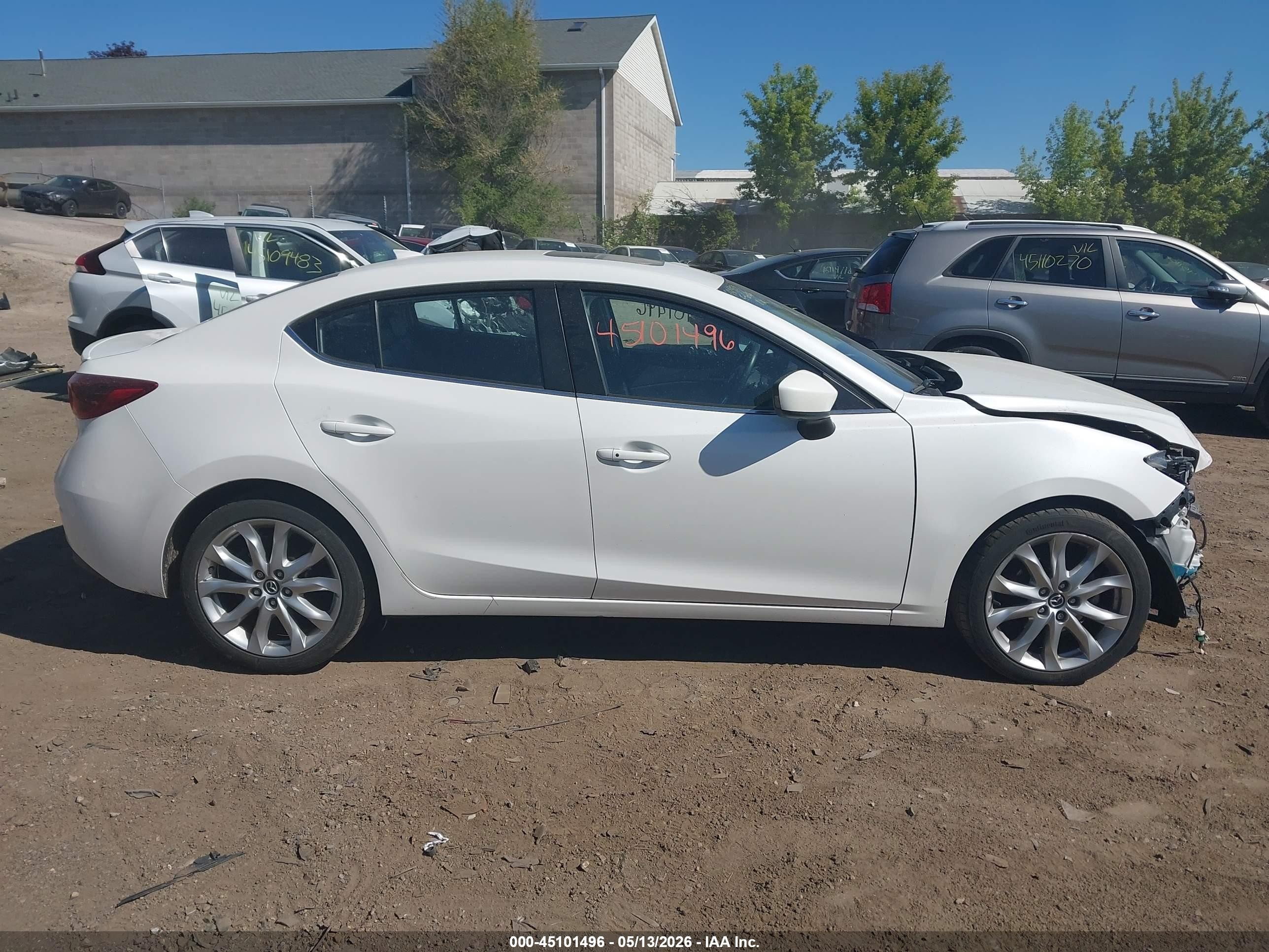 2015 Mazda Mazda3 S Grand Touring Белый vin: JM1BM1W35F1261602