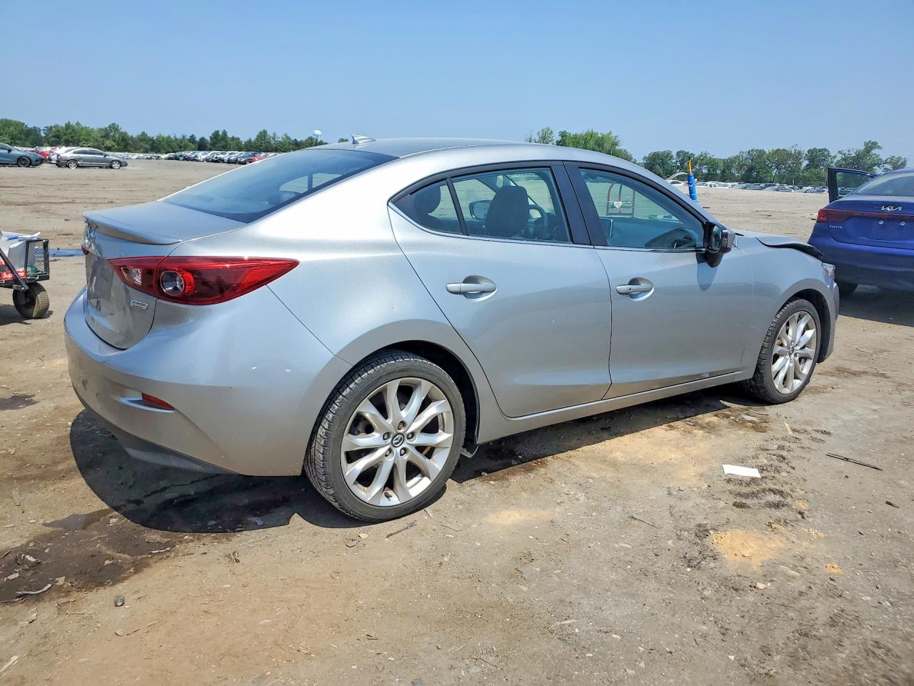 2014 Mazda 3 Grand Touring Silver vin: JM1BM1W37E1146143