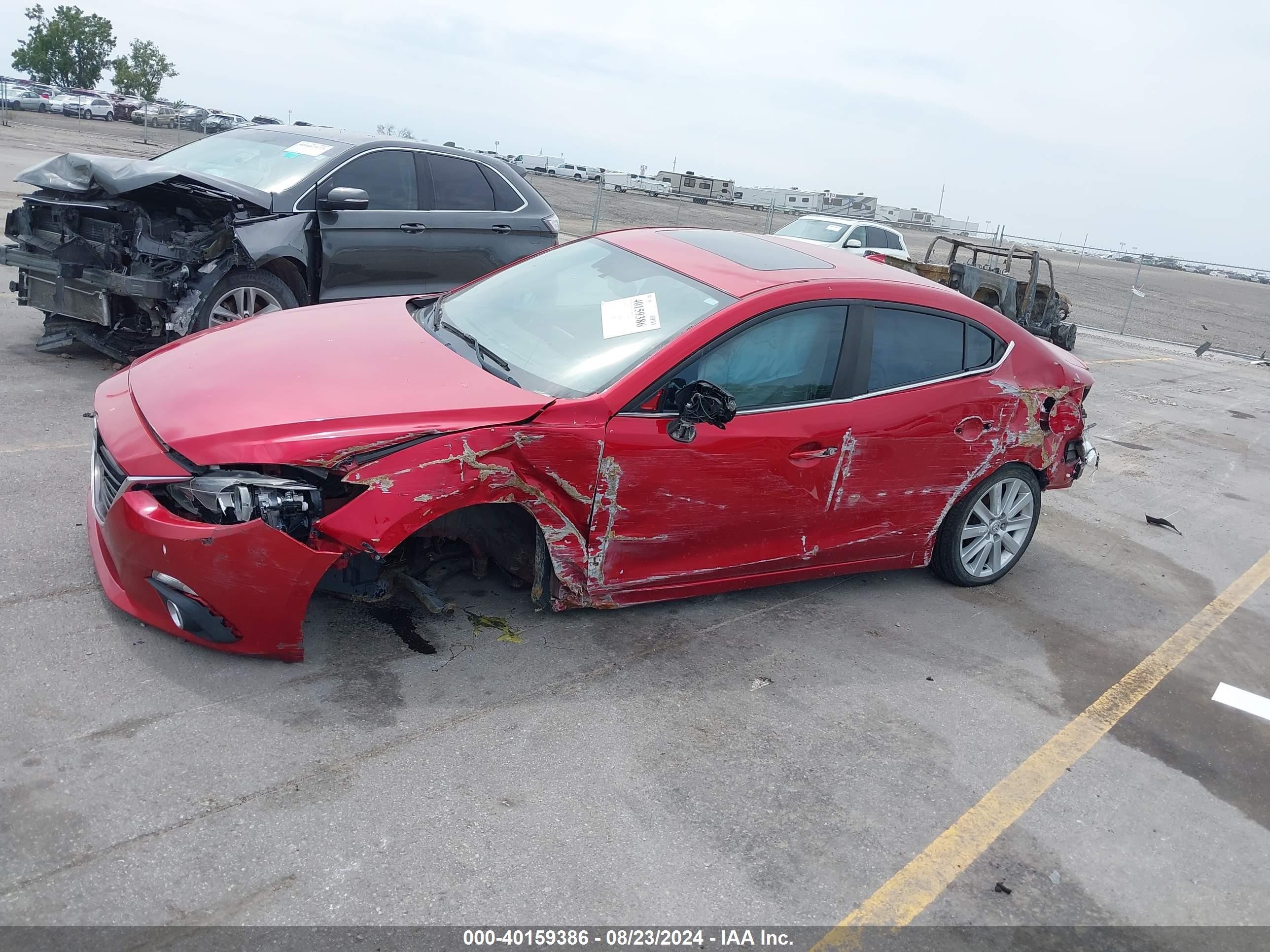 2014 Mazda Mazda3 S Grand Touring Красный vin: JM1BM1W38E1175411