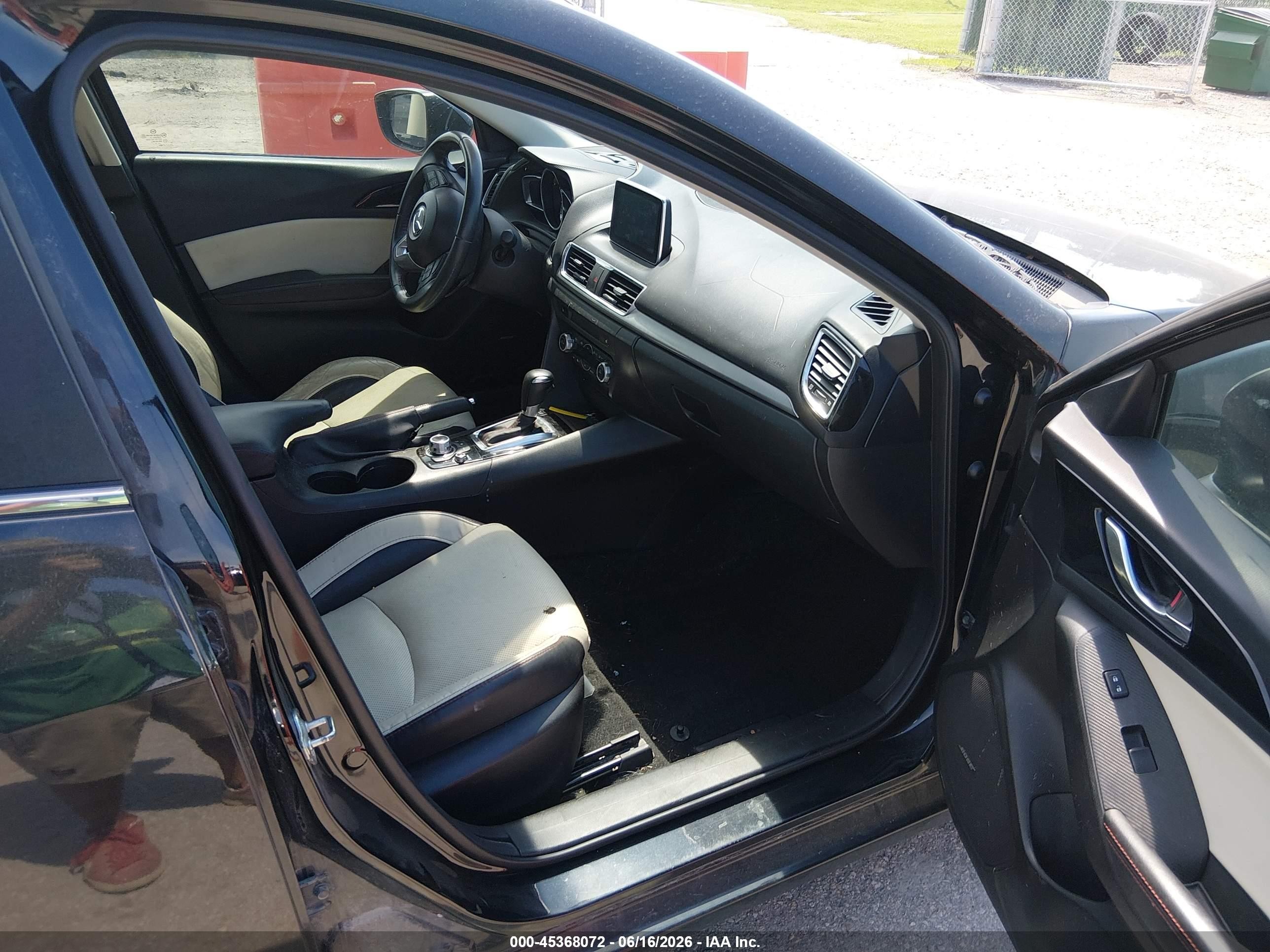 2015 Mazda Mazda3 S Grand Touring Black vin: JM1BM1W38F1234569