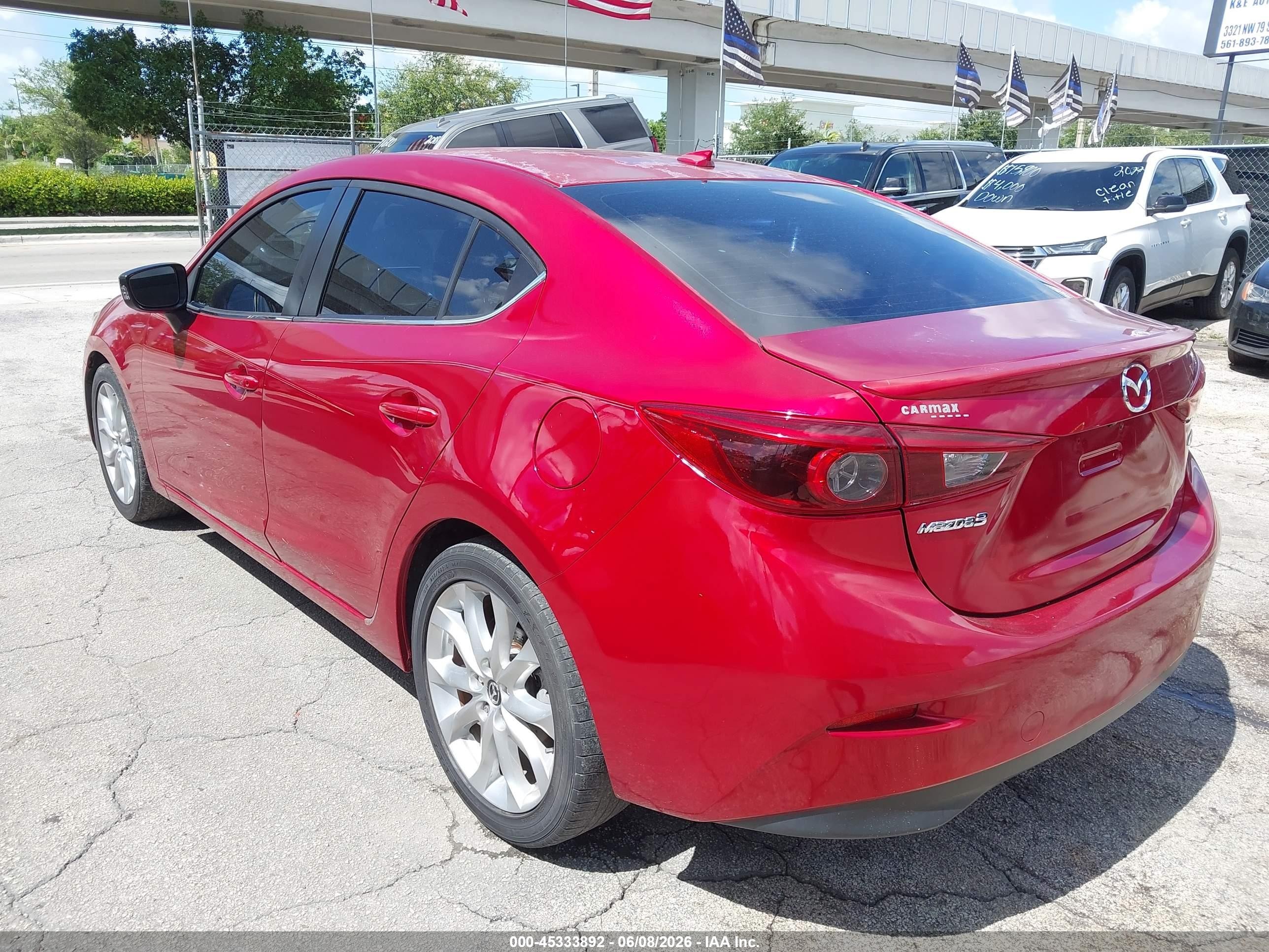 2015 Mazda Mazda3 S Grand Touring Красный vin: JM1BM1W38F1268088