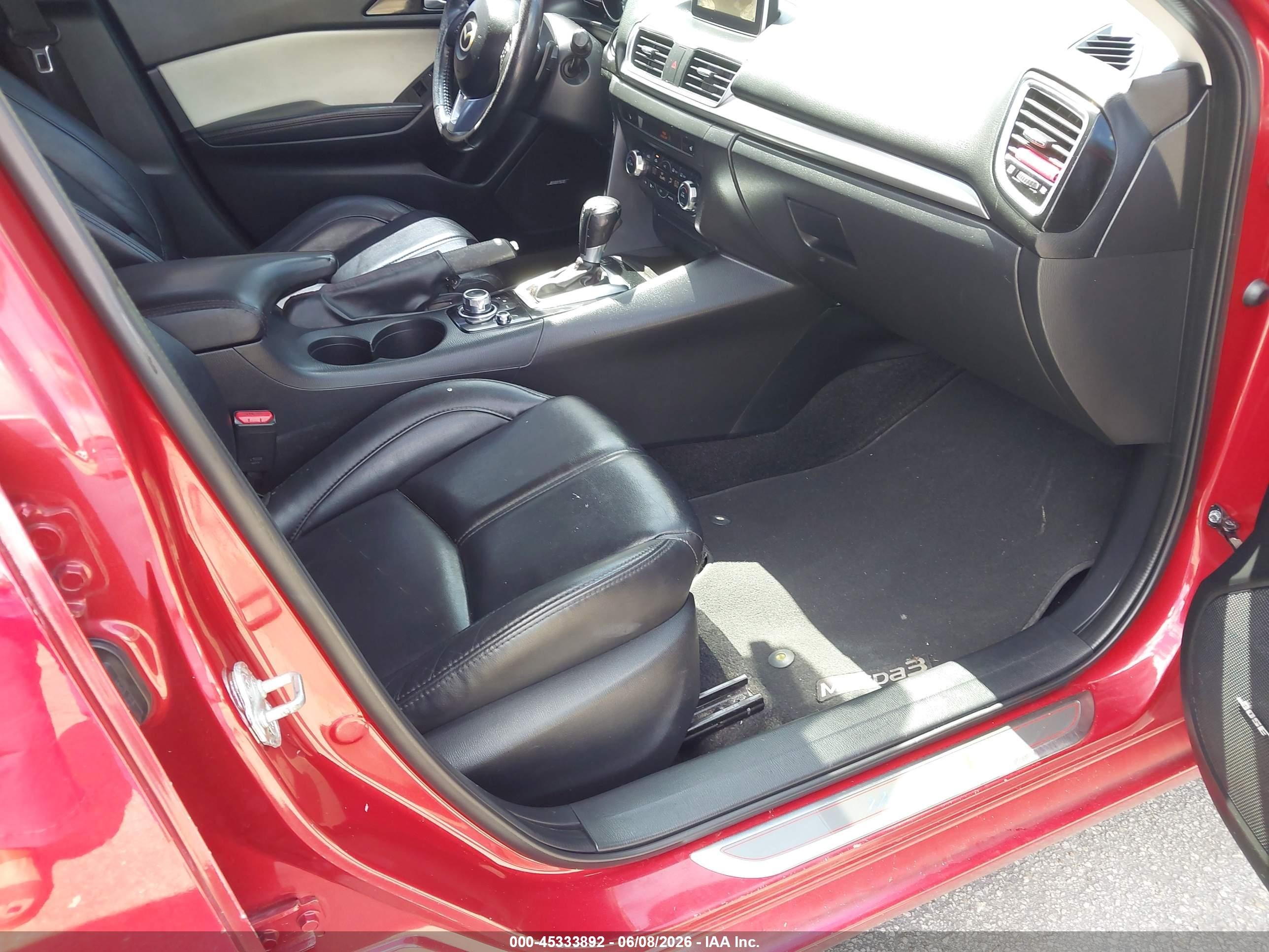 2015 Mazda Mazda3 S Grand Touring Красный vin: JM1BM1W38F1268088