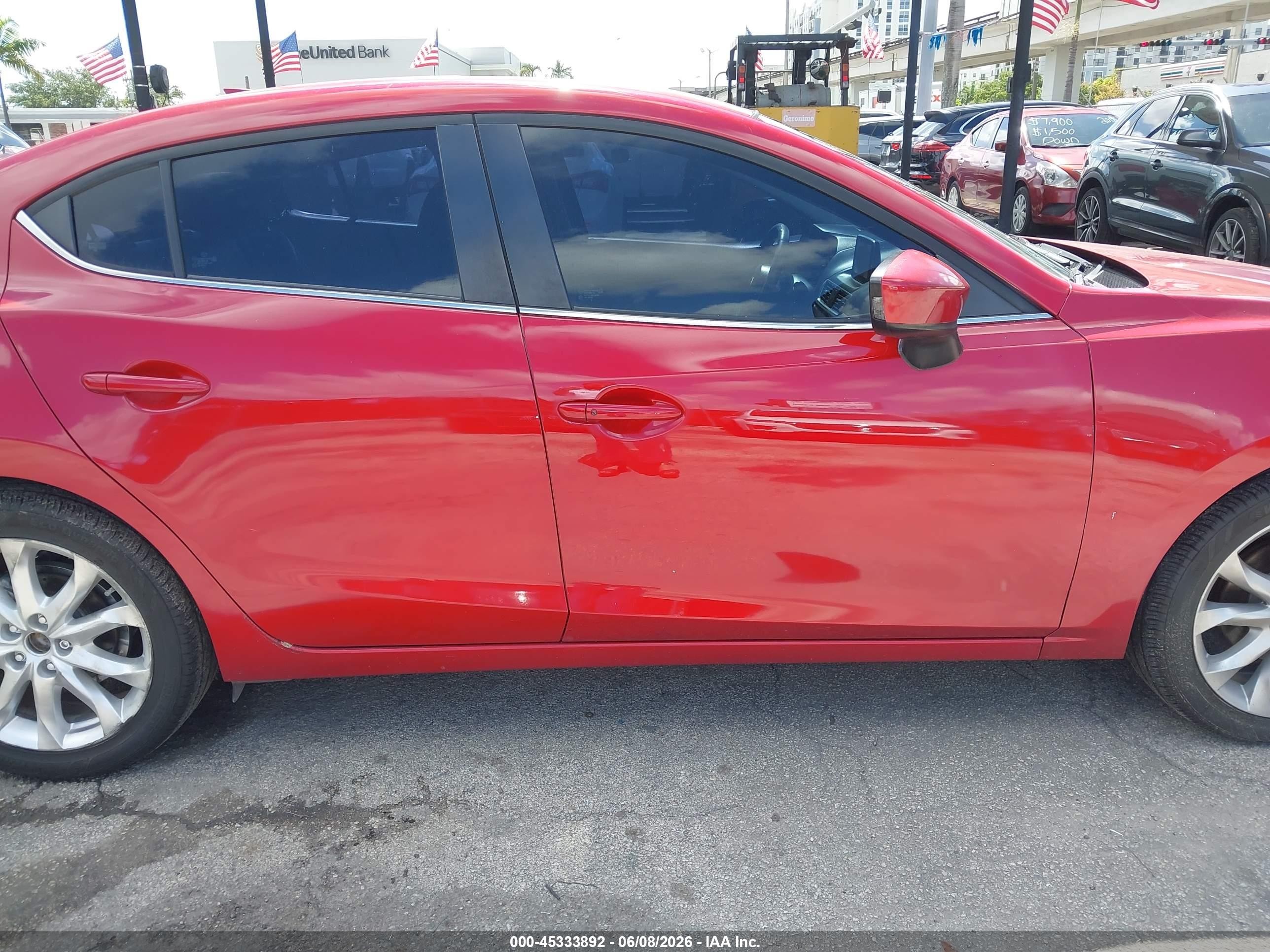 2015 Mazda Mazda3 S Grand Touring Красный vin: JM1BM1W38F1268088