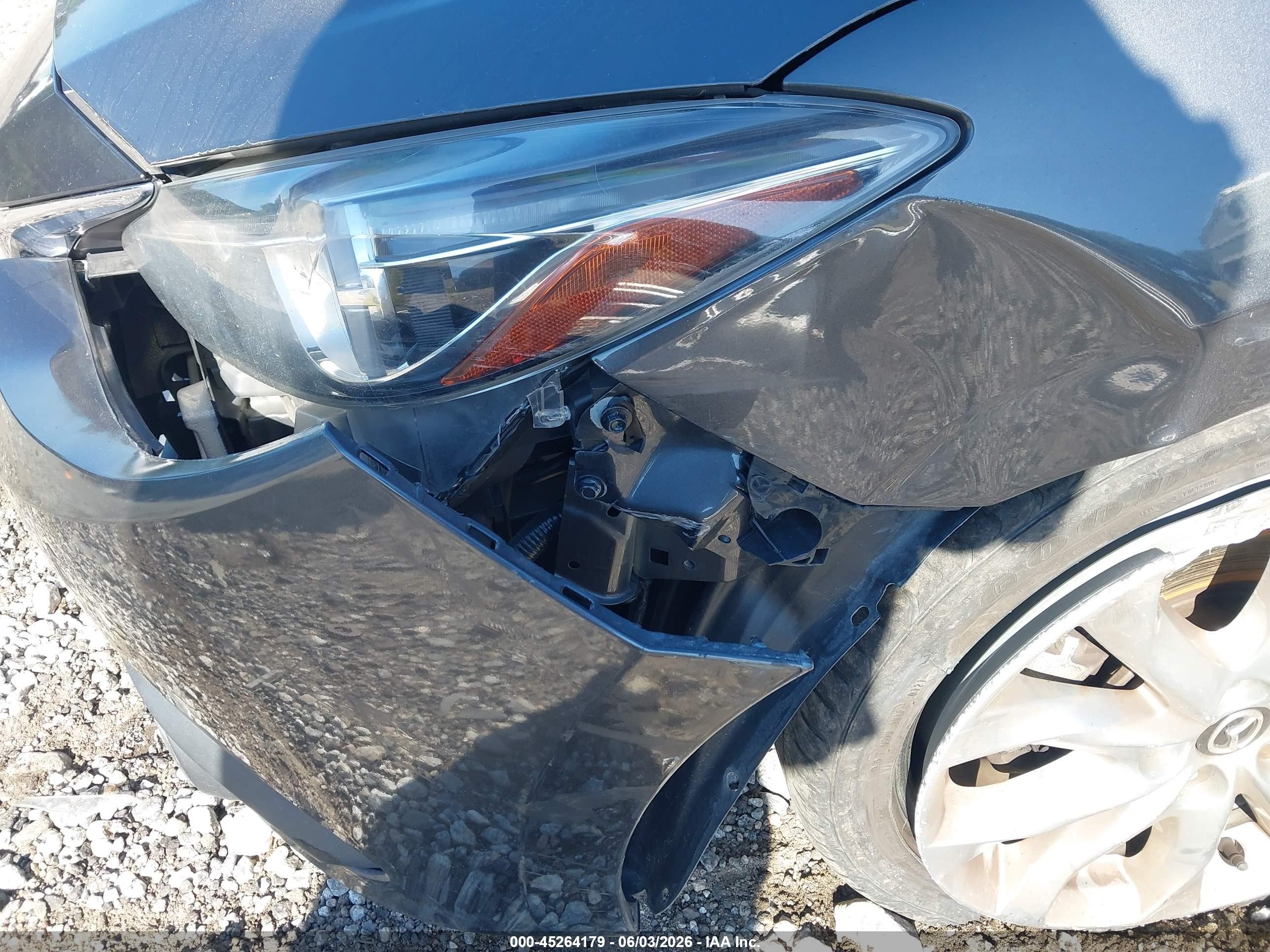 2014 Mazda Mazda3 S Grand Touring Gray vin: JM1BM1W3XE1114867