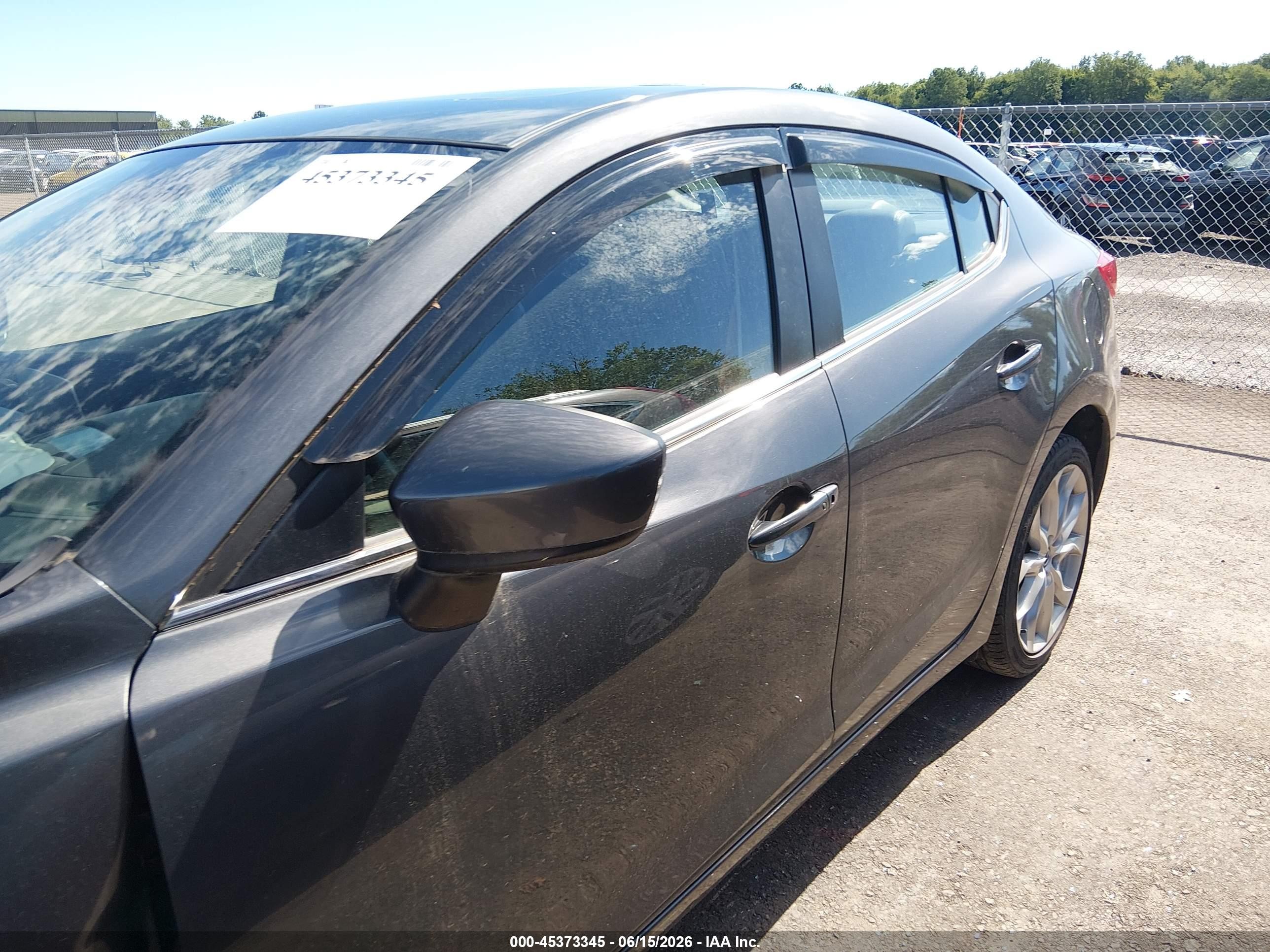 2014 Mazda Mazda3 S Grand Touring Gray vin: JM1BM1W3XE1127411