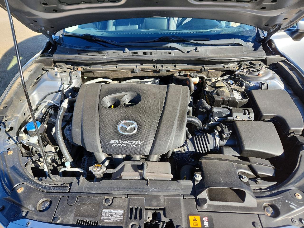 2014 Mazda 3 Grand Touring Silver vin: JM1BM1W72E1158445