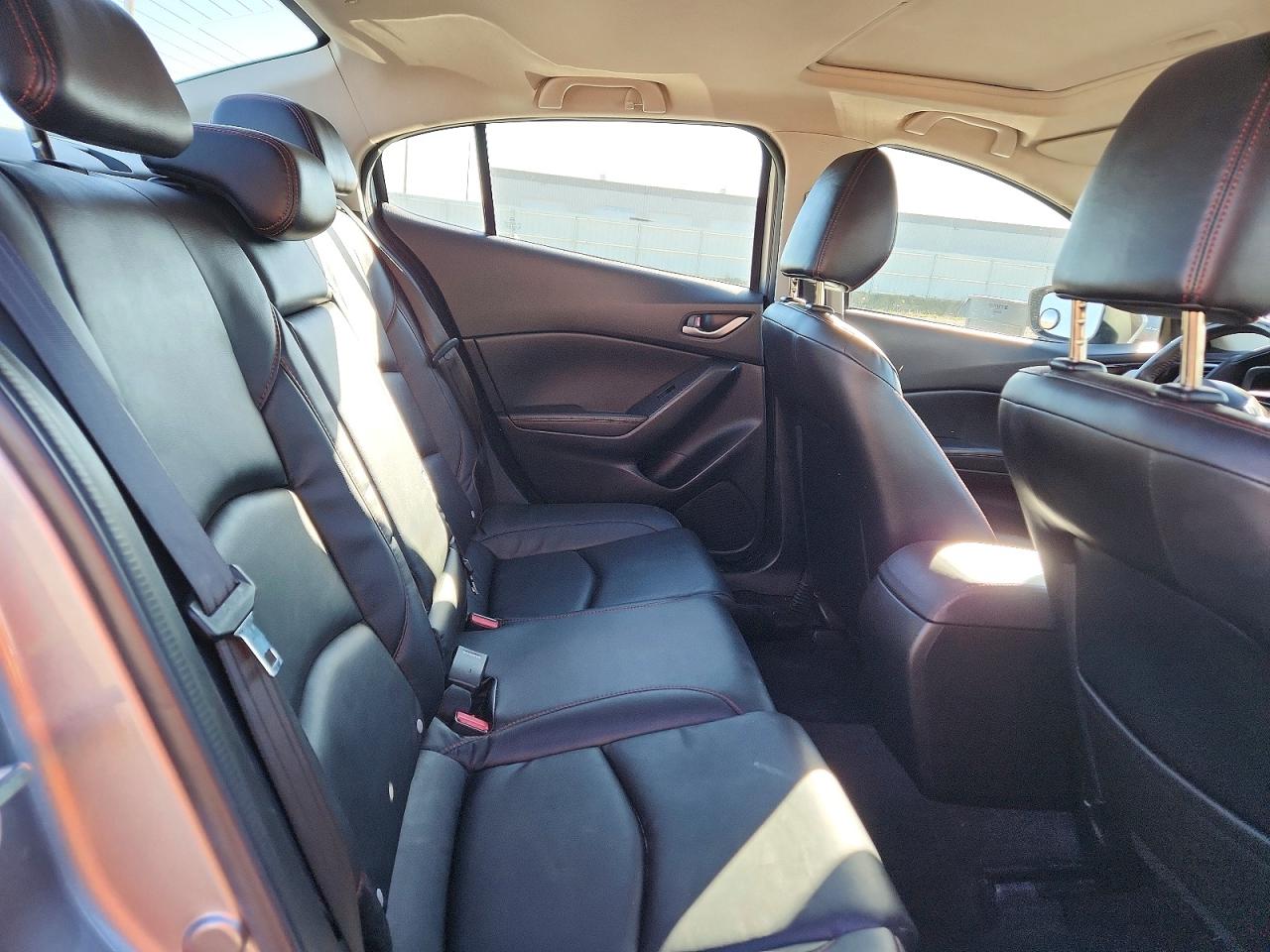 2014 Mazda 3 Grand Touring Silver vin: JM1BM1W72E1158445