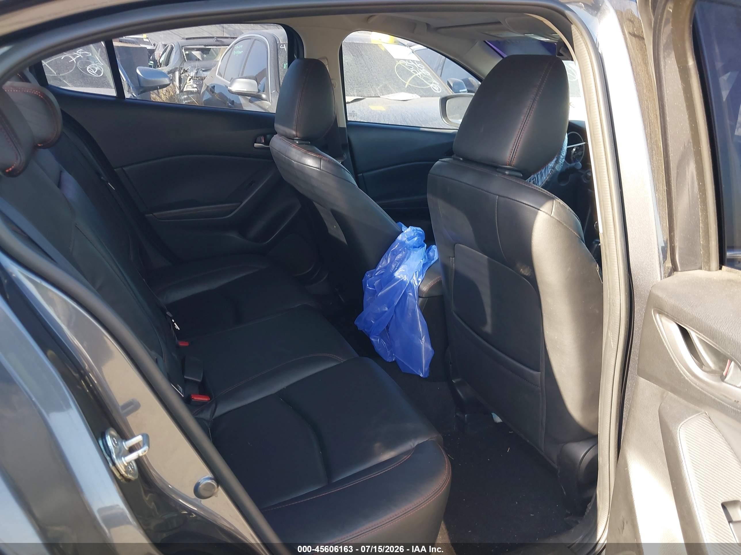 2014 Mazda Mazda3 I Grand Touring Черный vin: JM1BM1W77E1203153
