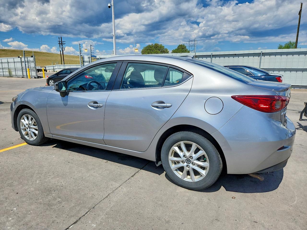 2015 Mazda 3 Grand Touring Silver vin: JM1BM1W77F1257263