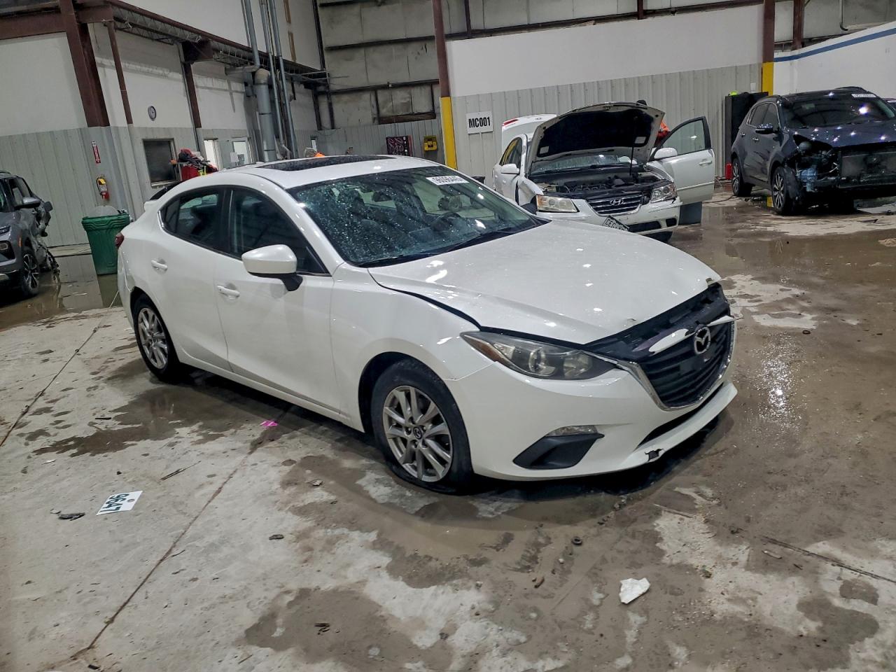 2014 Mazda 3 Grand Touring Белый vin: JM1BM1W79E1217586
