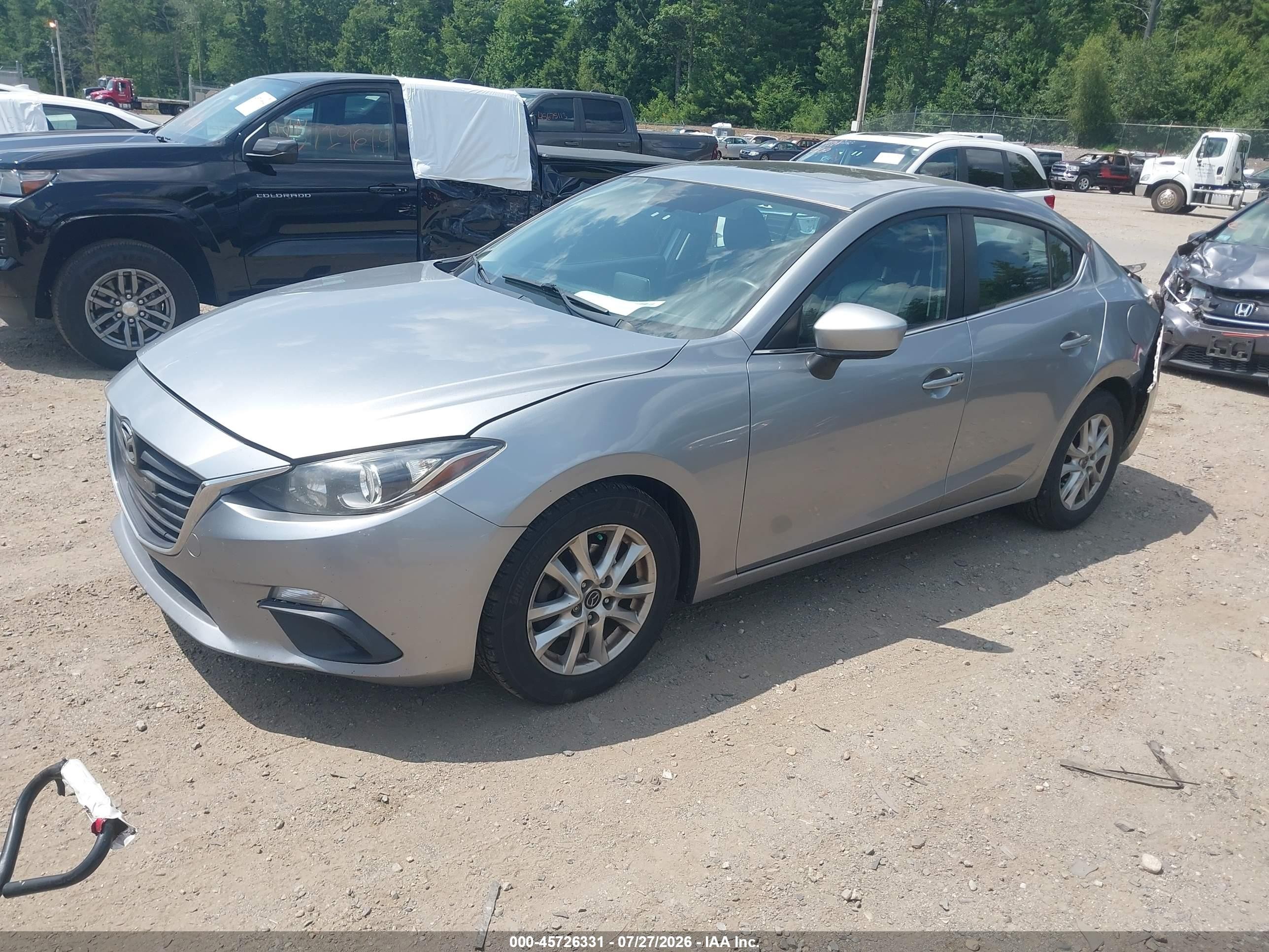 2014 Mazda Mazda3 I Grand Touring Silver vin: JM1BM1W7XE1155860