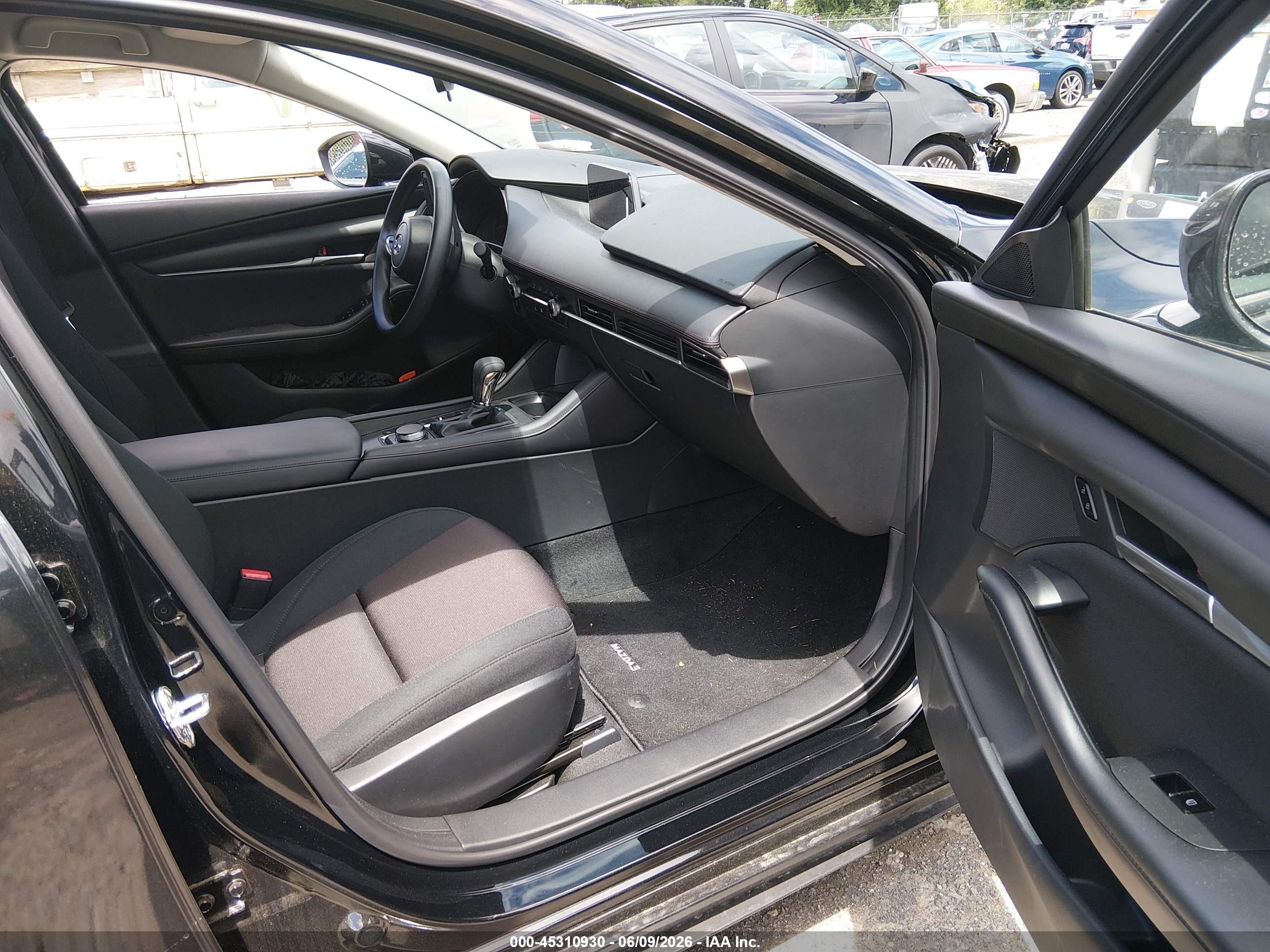 2026 Mazda Mazda3 2.5 S Black vin: JM1BPAAL7T1868627