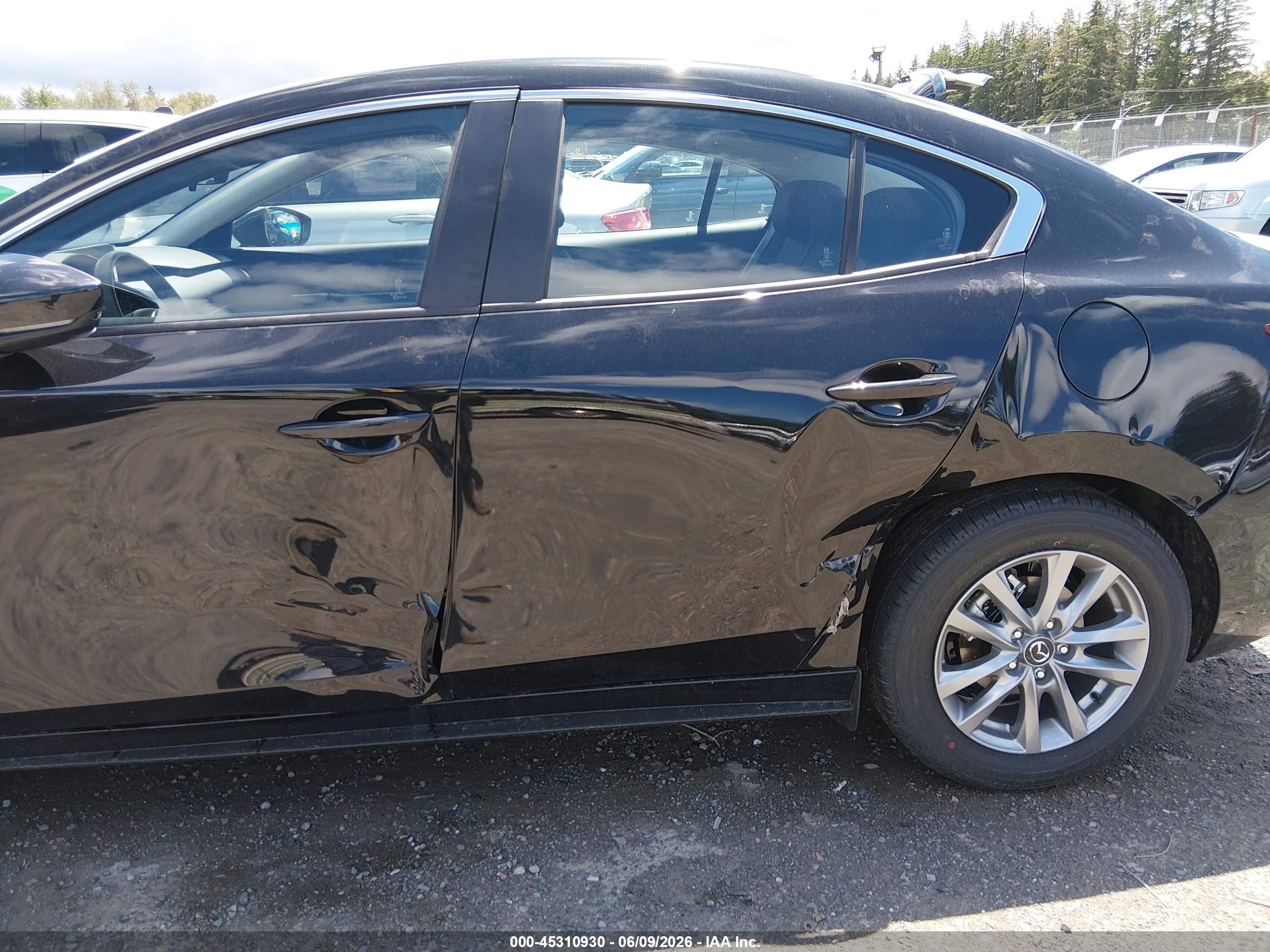 2026 Mazda Mazda3 2.5 S Black vin: JM1BPAAL7T1868627