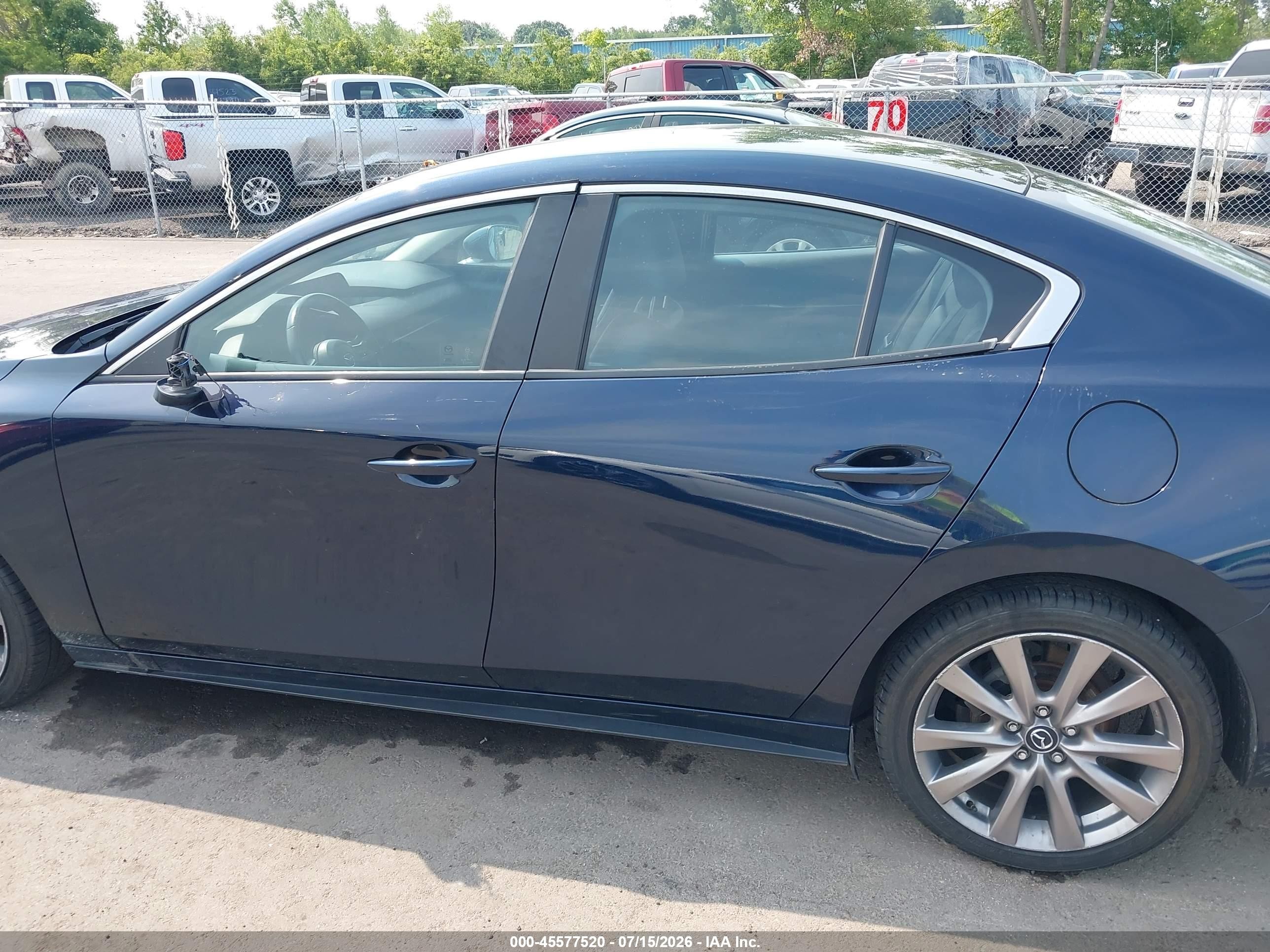 2021 Mazda Mazda3 Select Blue vin: JM1BPABL7M1315623