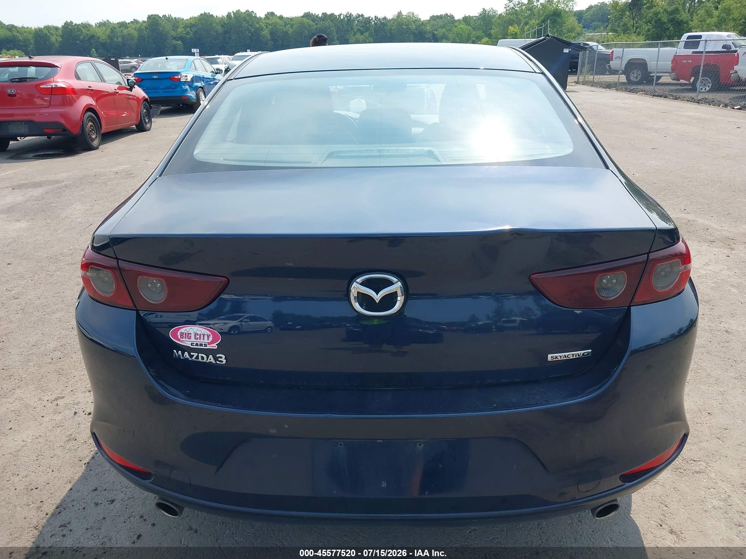 2021 Mazda Mazda3 Select Blue vin: JM1BPABL7M1315623