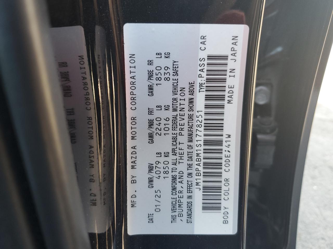 2025 Mazda 3 Select Sport Черный vin: JM1BPABM1S1778251