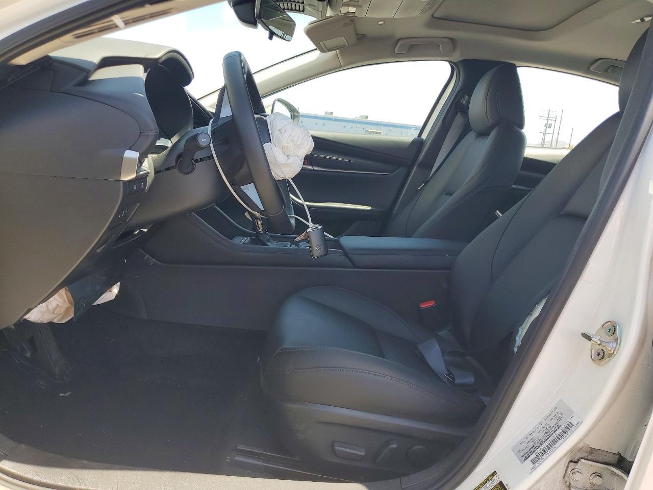 2026 Mazda 3 Preferred White vin: JM1BPACL0T1854520