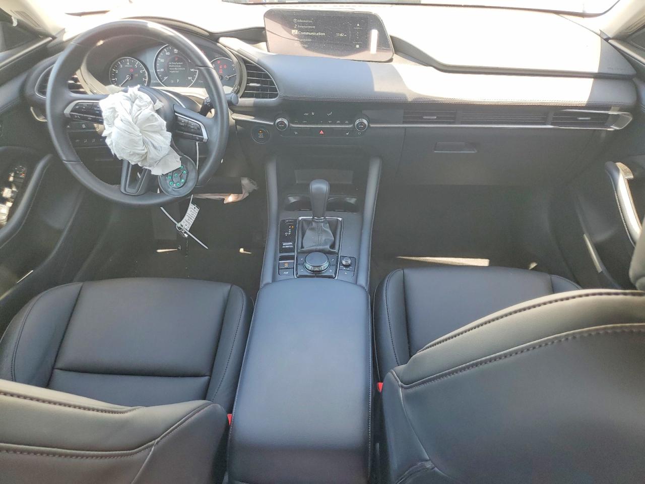 2026 Mazda 3 Preferred White vin: JM1BPACL0T1854520