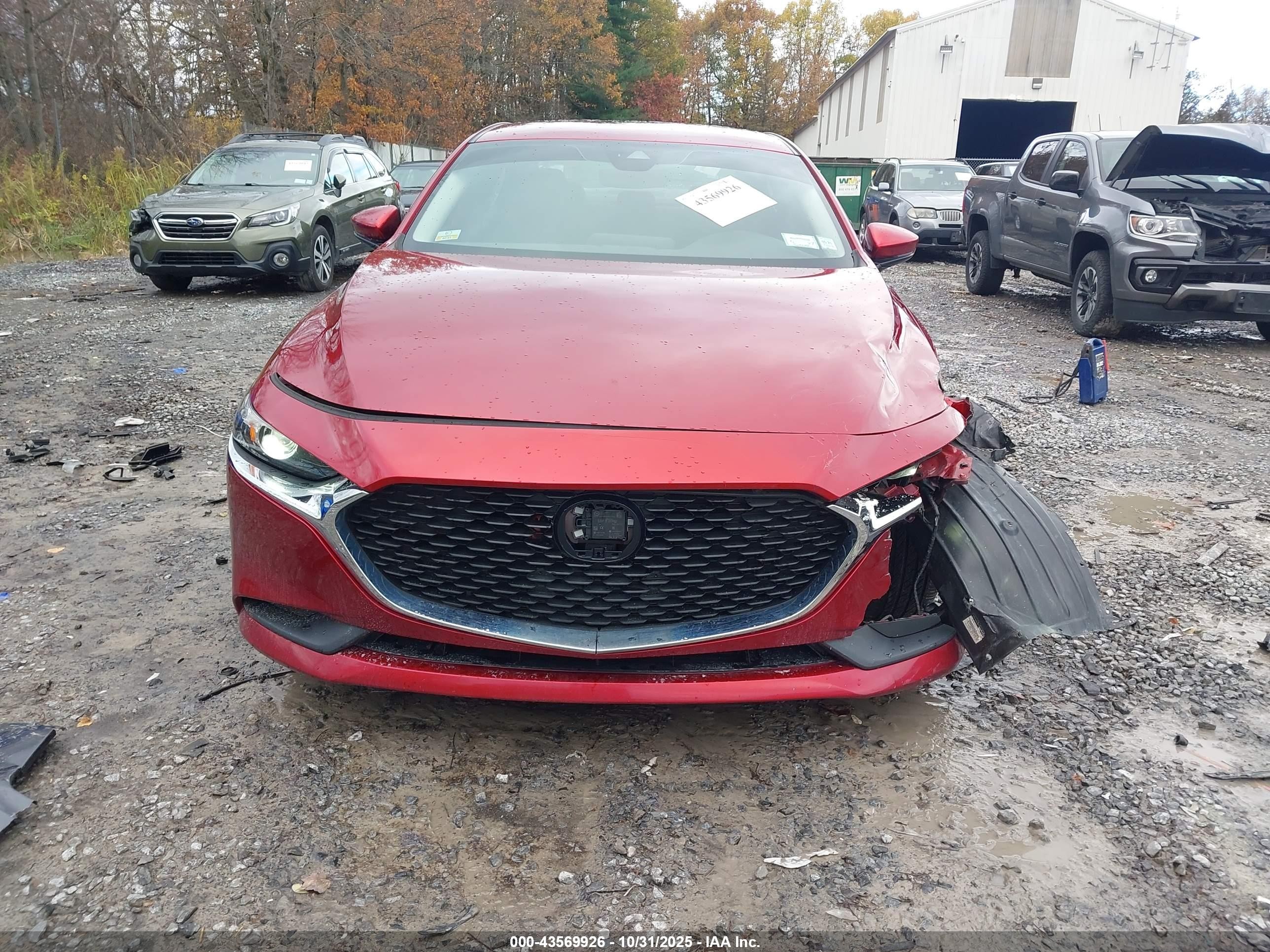 2020 Mazda Mazda3 Select Package Red vin: JM1BPACLXL1165715