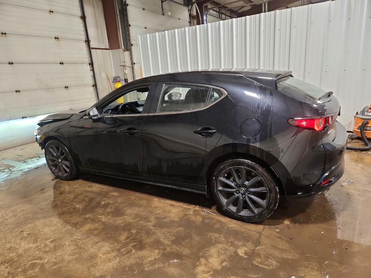 2025 Mazda 3 Select Sport Черный vin: JM1BPAKM3S1784200