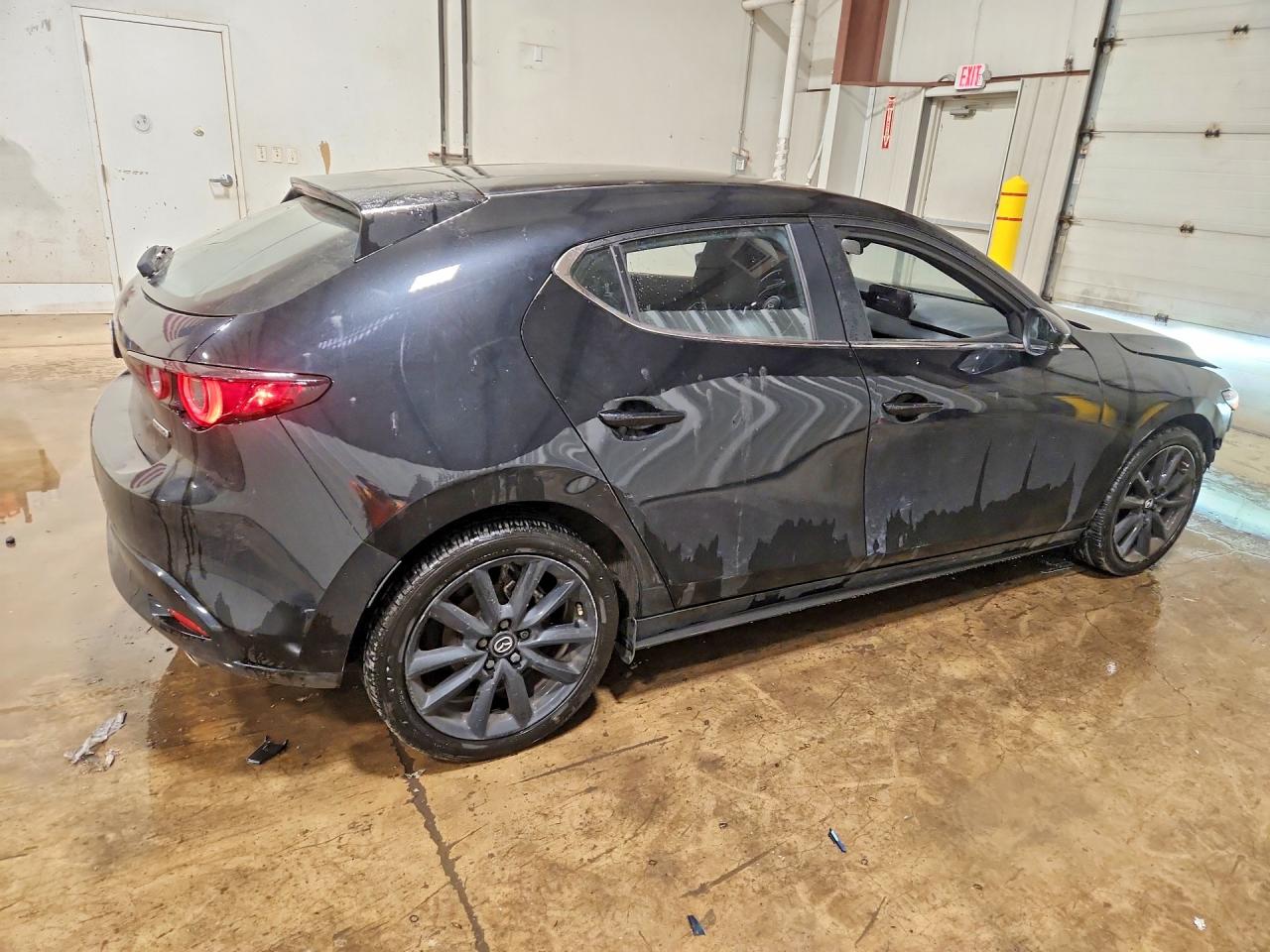 2025 Mazda 3 Select Sport Черный vin: JM1BPAKM3S1784200