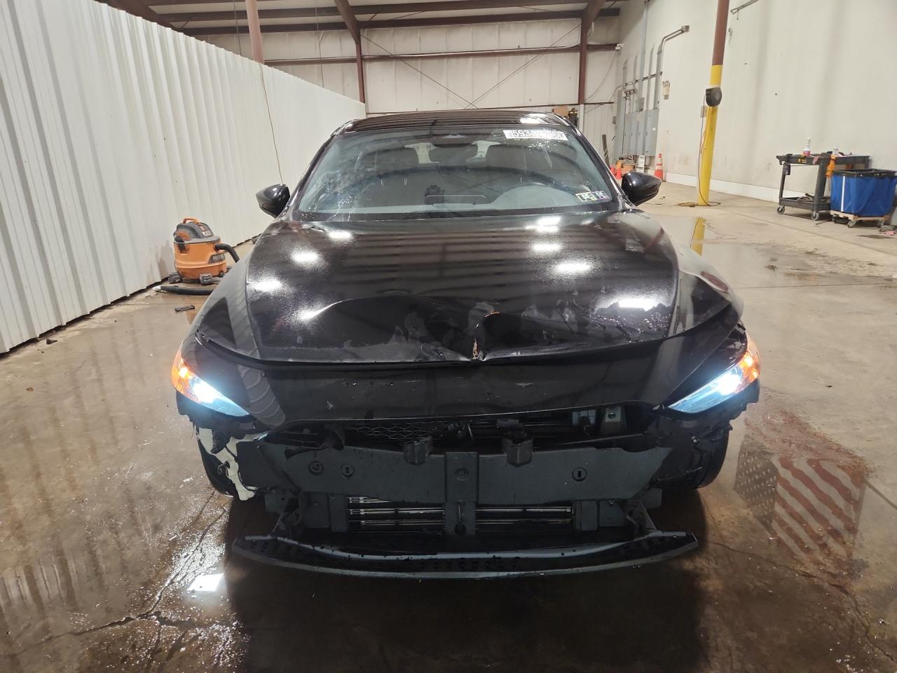 2025 Mazda 3 Select Sport Черный vin: JM1BPAKM3S1784200 Damage: Front Bumper/Cover, Missing, Replacement Required