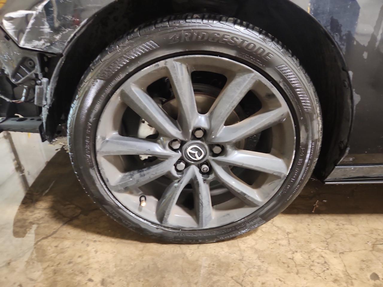 2025 Mazda 3 Select Sport Черный vin: JM1BPAKM3S1784200 Damage: Left Front Wheel, Curb Rash, 5 To 6 Inches