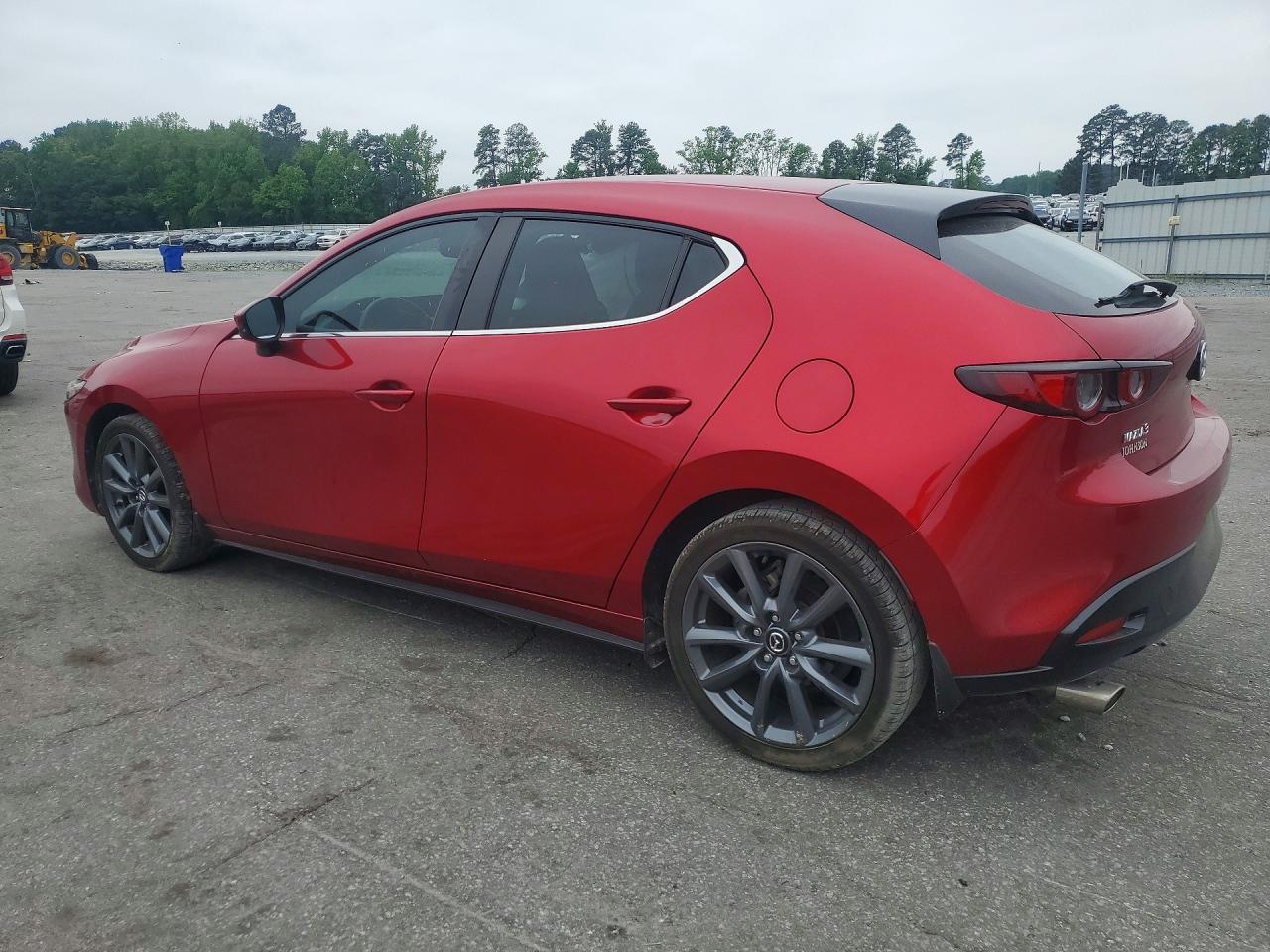 2021 Mazda 3 Preferred Red vin: JM1BPALL6M1401293