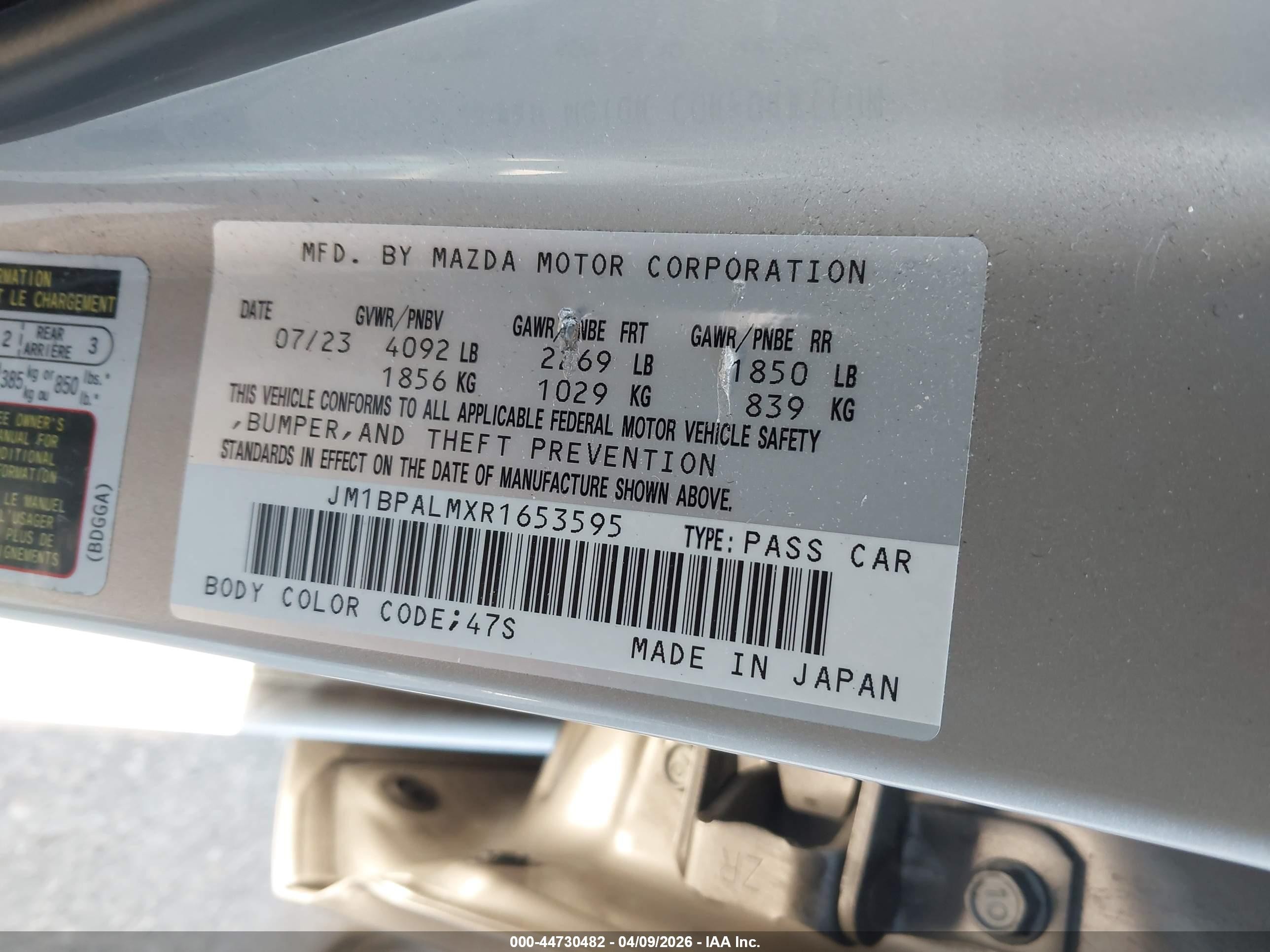 2024 Mazda Mazda3 2.5 S Preferred Gray vin: JM1BPALMXR1653595