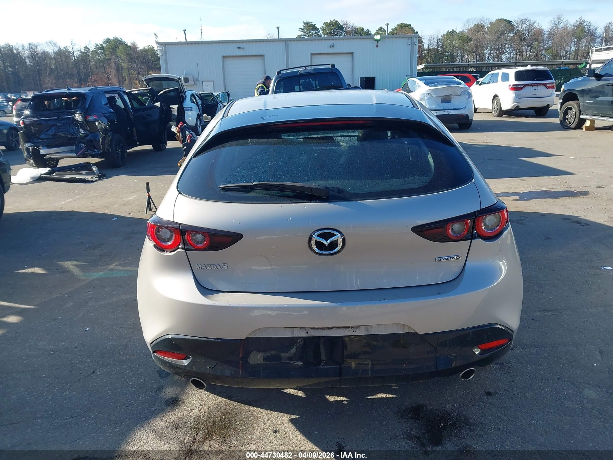 2024 Mazda Mazda3 2.5 S Preferred Gray vin: JM1BPALMXR1653595