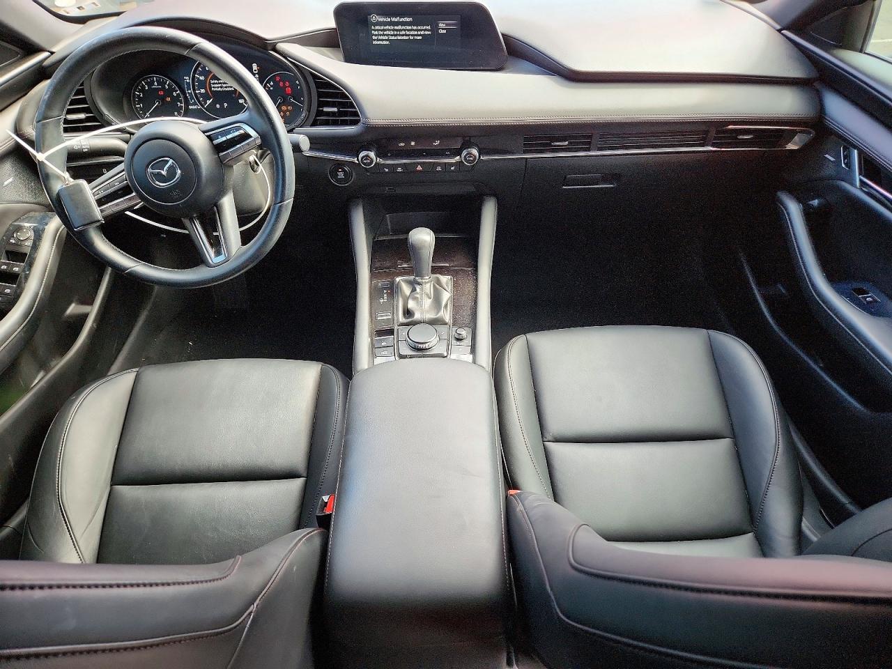 2019 Mazda 3 Preferred Red vin: JM1BPAMM4K1119710