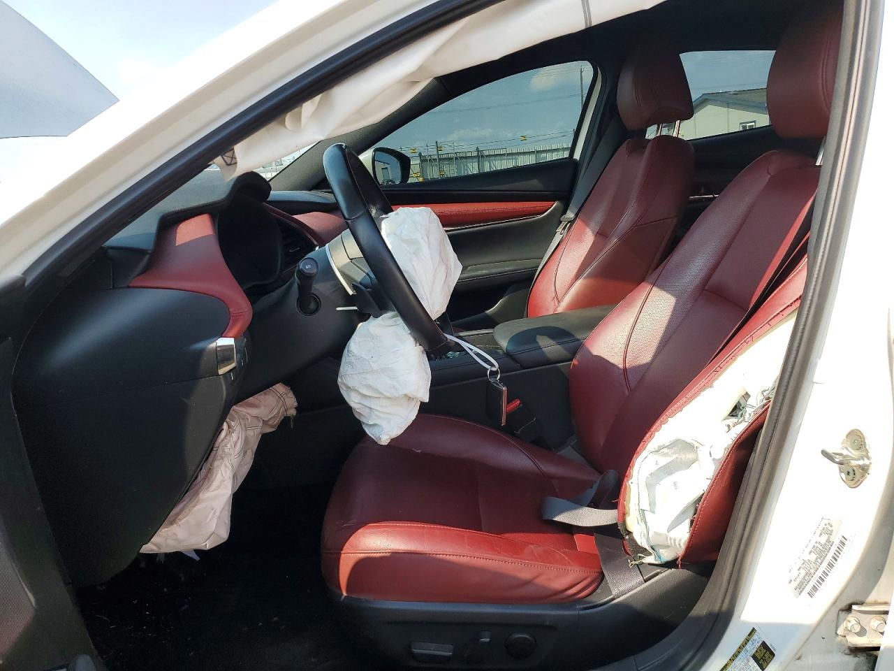 2021 Mazda 3 Premium White vin: JM1BPBML0M1333383