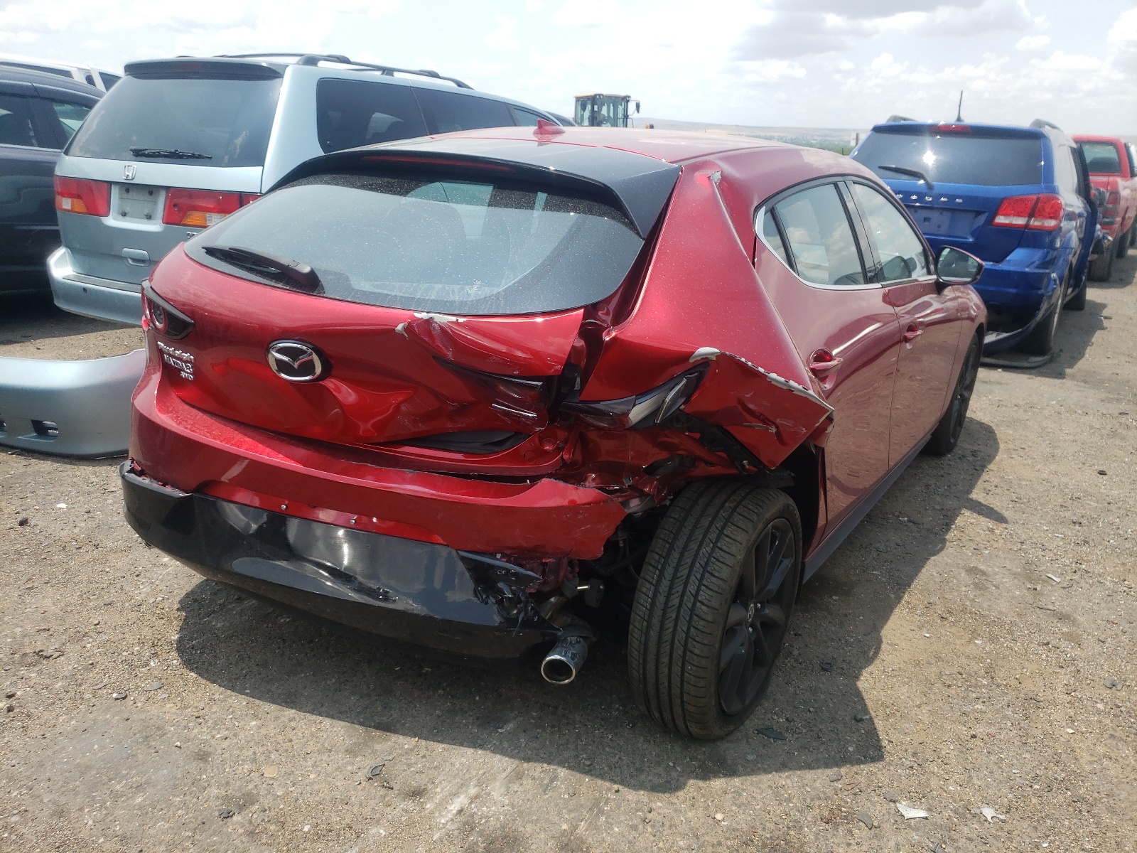 2019 Mazda 3 Premium Красный vin: JM1BPBNM1K1143063