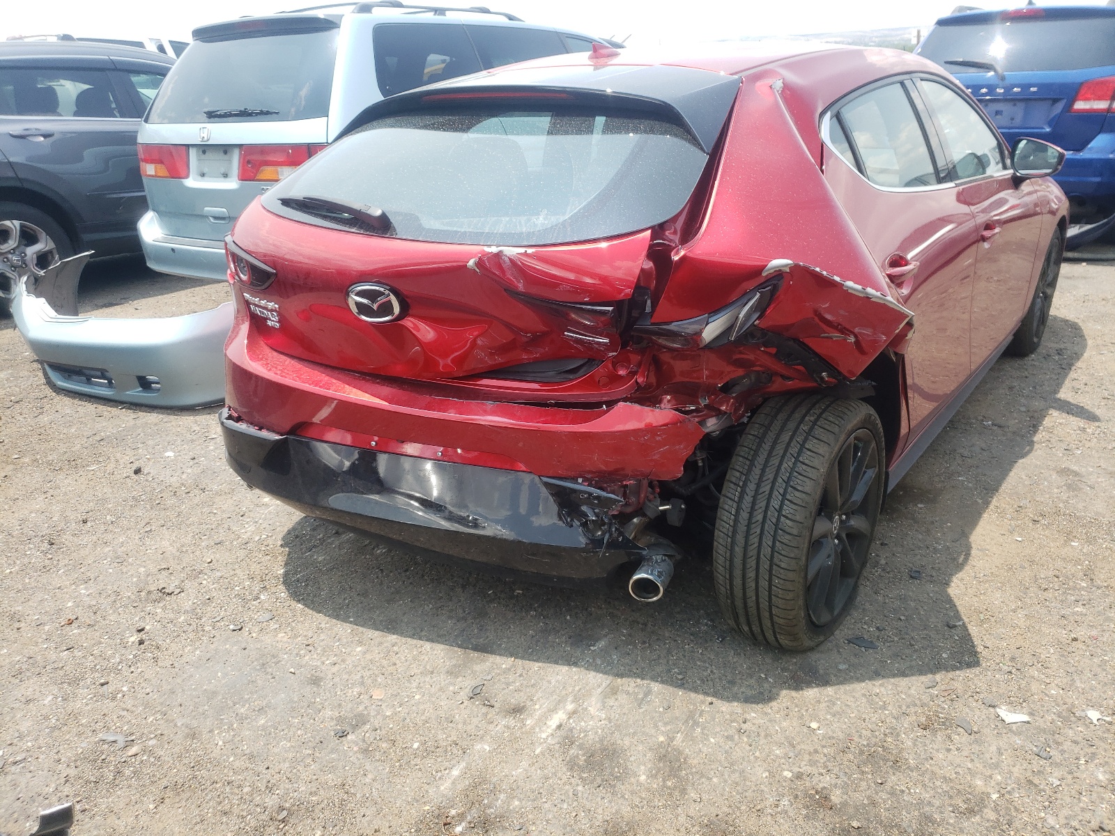 2019 Mazda 3 Premium Красный vin: JM1BPBNM1K1143063