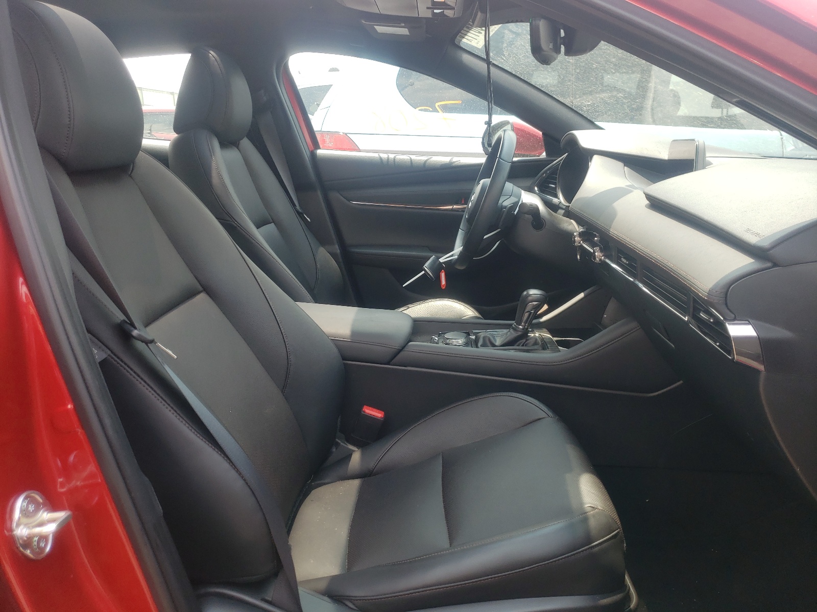 2019 Mazda 3 Premium Красный vin: JM1BPBNM1K1143063
