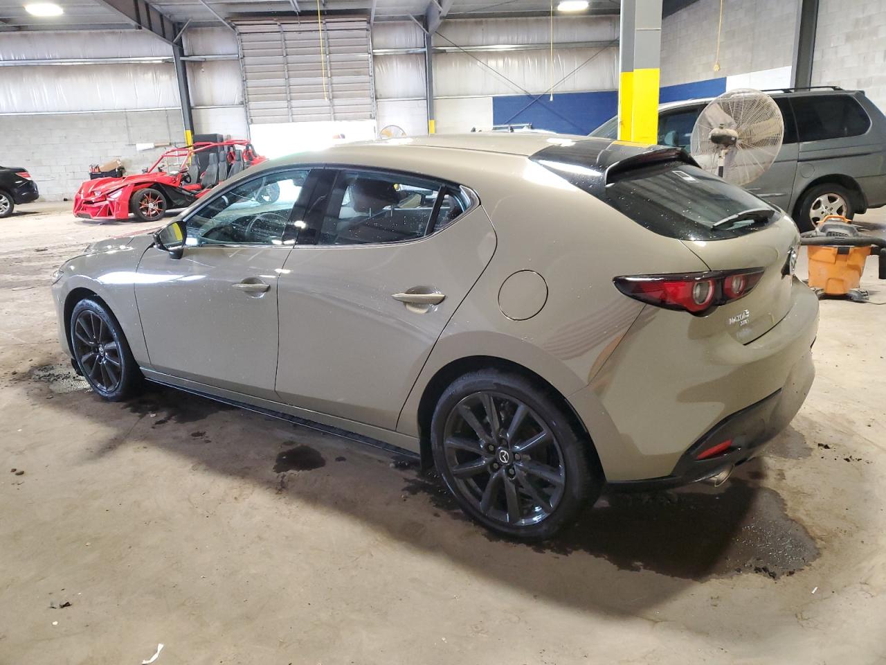 2025 Mazda 3 Carbon Turbo Gold vin: JM1BPBYY6S1778679
