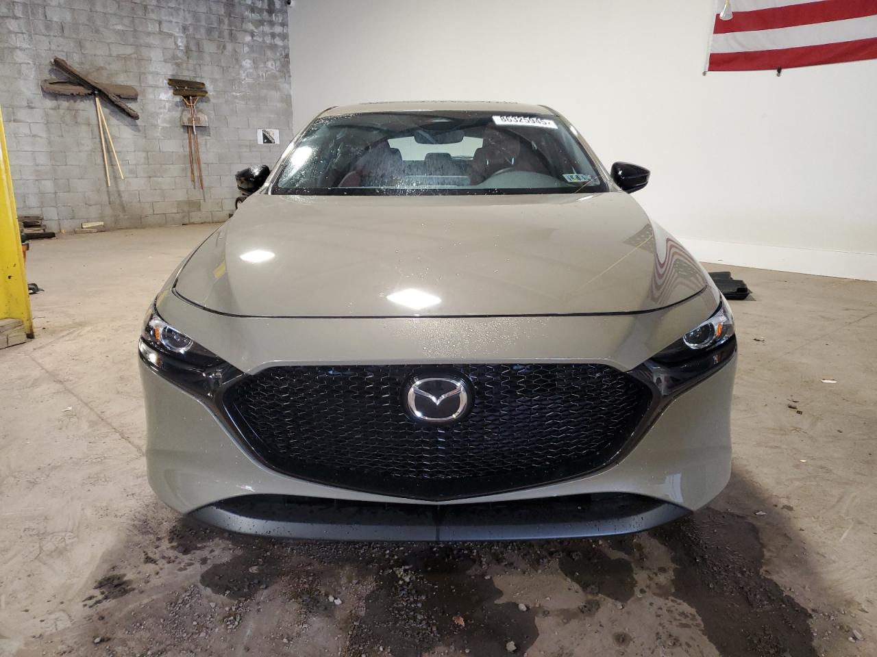 2025 Mazda 3 Carbon Turbo Gold vin: JM1BPBYY6S1778679