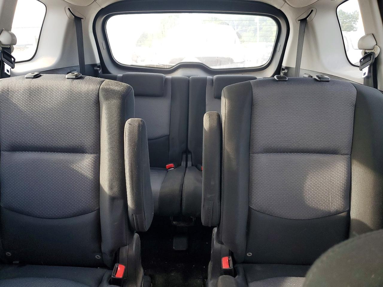 2007 Mazda 5 Silver vin: JM1CR293270149533