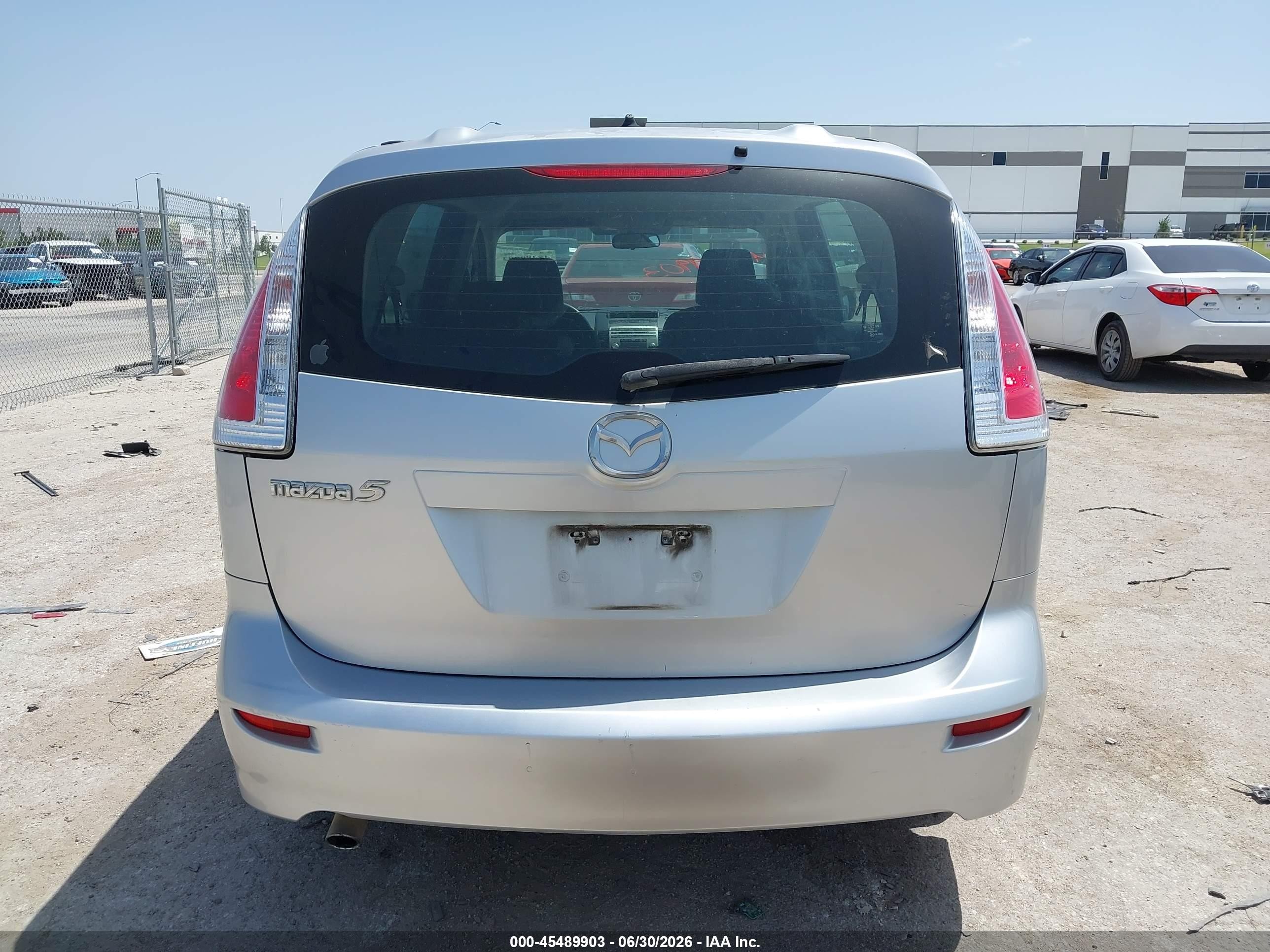 2008 Mazda Mazda5 Sport Silver vin: JM1CR293380308321