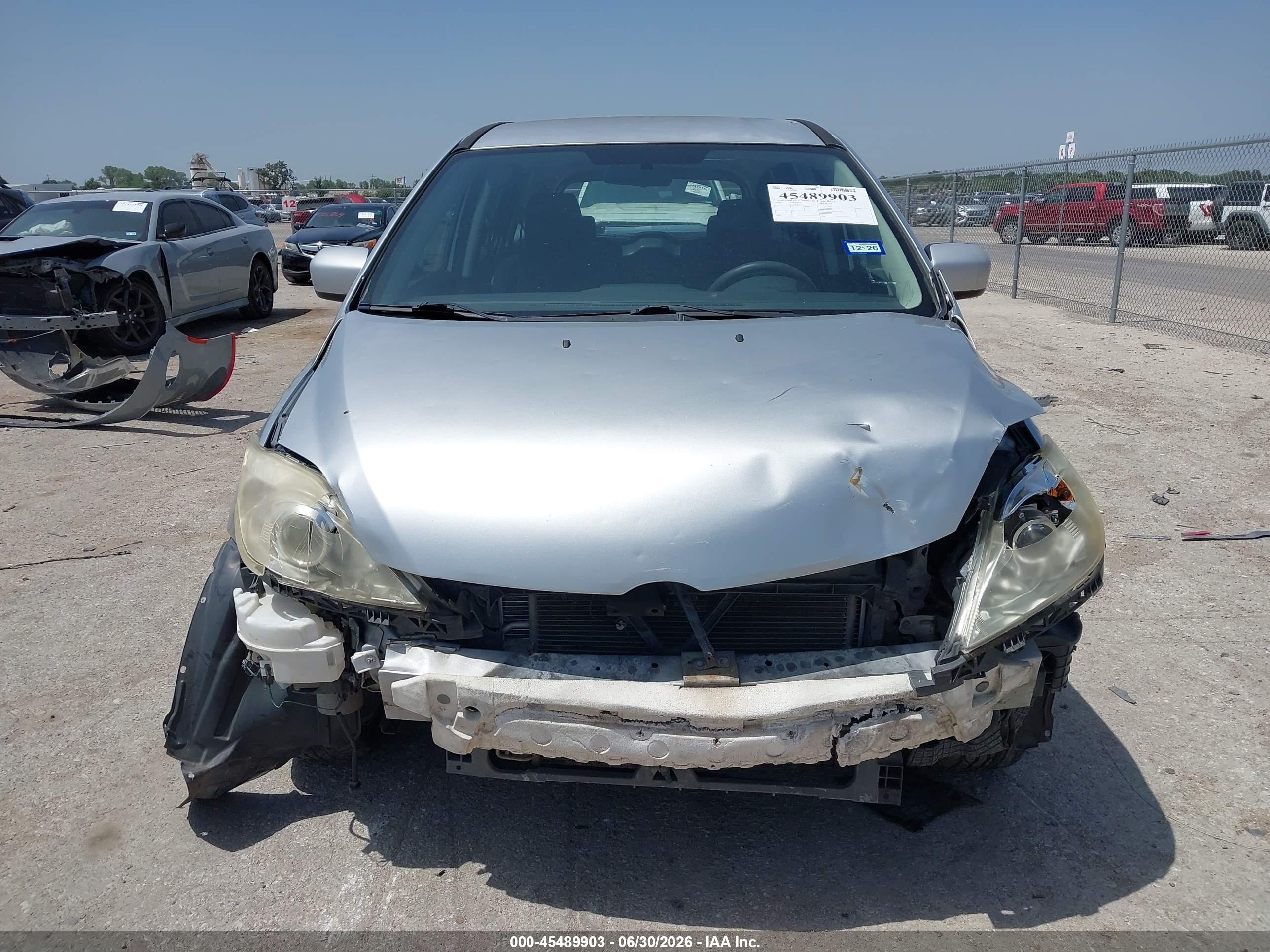 2008 Mazda Mazda5 Sport Silver vin: JM1CR293380308321